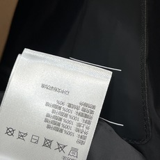 MO家 25秋冬新款 滑雪连帽立领羽绒服 主打户外功能 防风防水面料+国标90绒填充 保暖力超强涨 短款 MO家 25秋冬新款 滑雪连帽立领羽绒服 主打户外功能 防风防水面料+国标90绒填充 保暖力超强涨 短款
