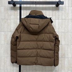 MO家 25秋冬新款 滑雪连帽立领羽绒服 主打户外功能 防风防水面料+国标90绒填充 保暖力超强涨 短款 MO家 25秋冬新款 滑雪连帽立领羽绒服 主打户外功能 防风防水面料+国标90绒填充 保暖力超强涨 短款