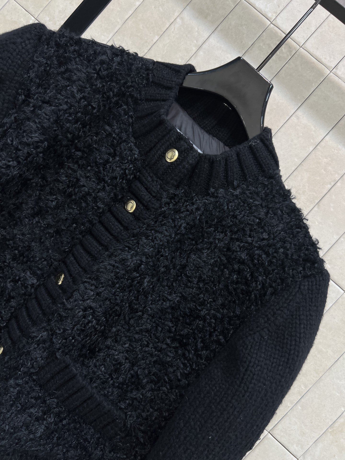 MO家 25秋冬新款 羊羔毛拼接针织羽绒服 经典圆领按扣羊毛针织拼接羊羔毛羽绒 原版定制国标90鹅绒填充