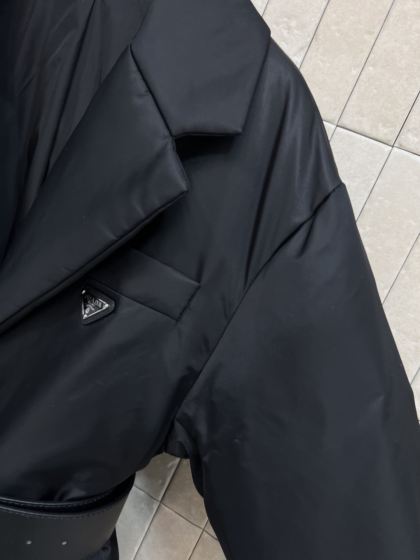 PD家 25秋冬新款 西装式羽绒服 西装翻领+皮革腰带设计 显瘦显腿长 时髦感满分 国标90白鹅绒填充 