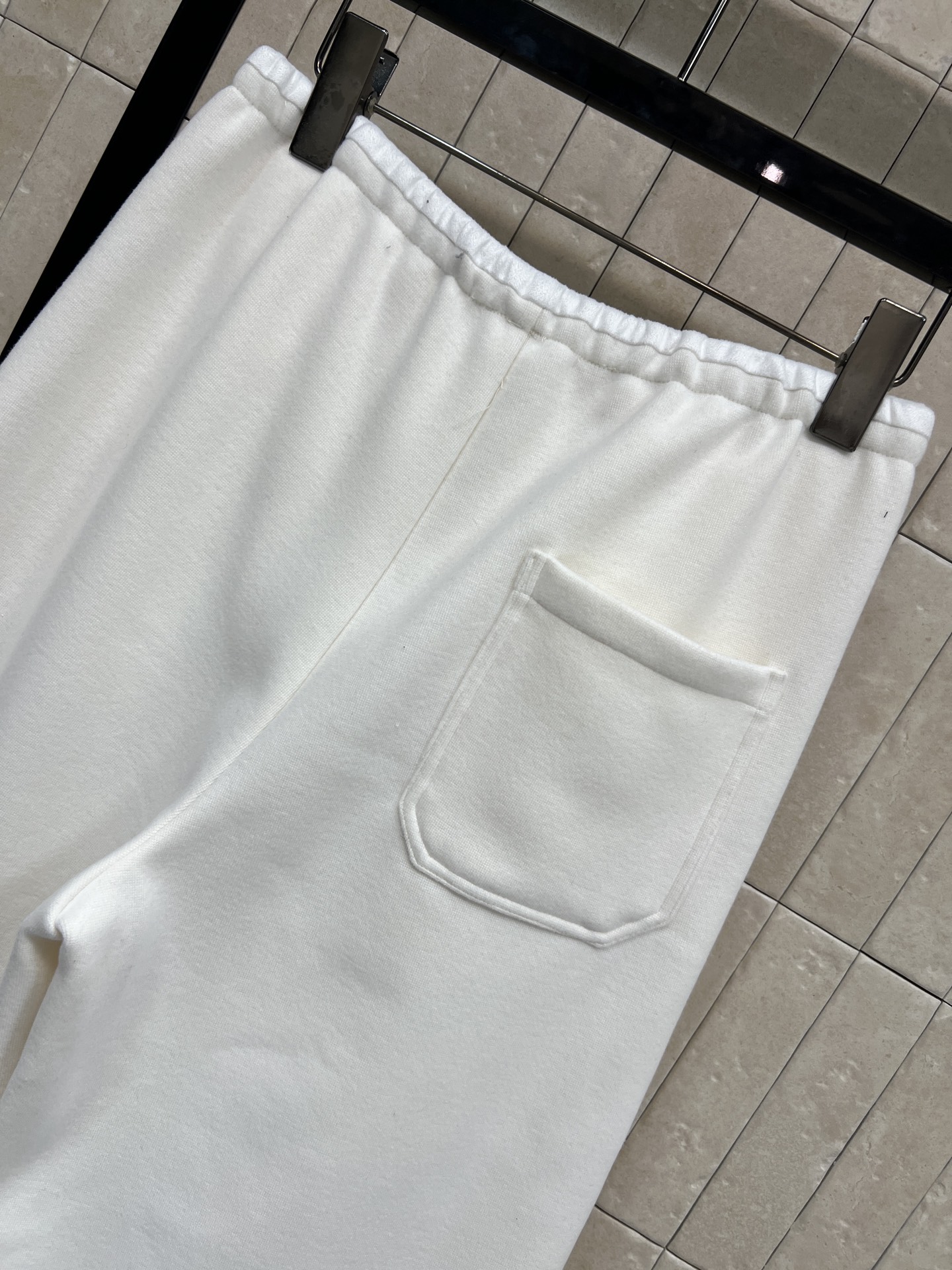 CE家 25秋冬新款 logo休闲阔腿裤 秋冬穿超舒服！高腰内抽绳设计 松紧可调节 适合各种身材  裤型