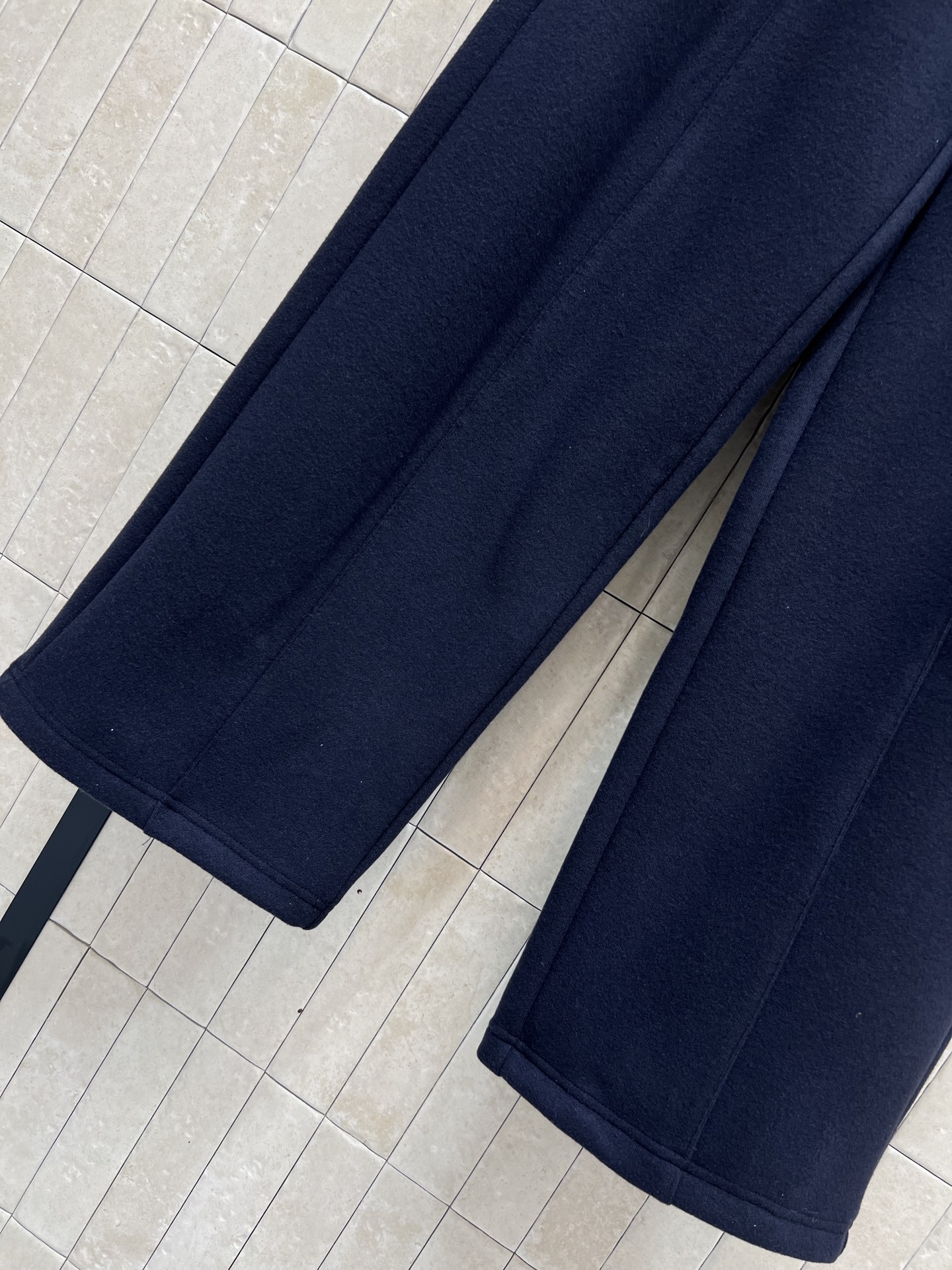CE家 25秋冬新款 logo休闲阔腿裤 秋冬穿超舒服！高腰内抽绳设计 松紧可调节 适合各种身材  裤型