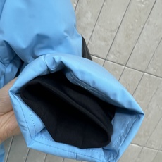 D家 25秋冬新款 迪桑特联名滑雪羽绒服 三个色超吸睛 防水防风又隔温 冬天户外穿超暖!90%白鹅绒填充 D家 25秋冬新款 迪桑特联名滑雪羽绒服 三个色超吸睛 防水防风又隔温 冬天户外穿超暖!90%白鹅绒填充