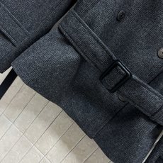 PD家 25秋冬新款 灰色毛呢连帽短款外套 双排短款风衣外套 满满的时髦博主范 短款版型 小个子也能驾驭 PD家 25秋冬新款 灰色毛呢连帽短款外套 双排短款风衣外套 满满的时髦博主范 短款版型 小个子也能驾驭