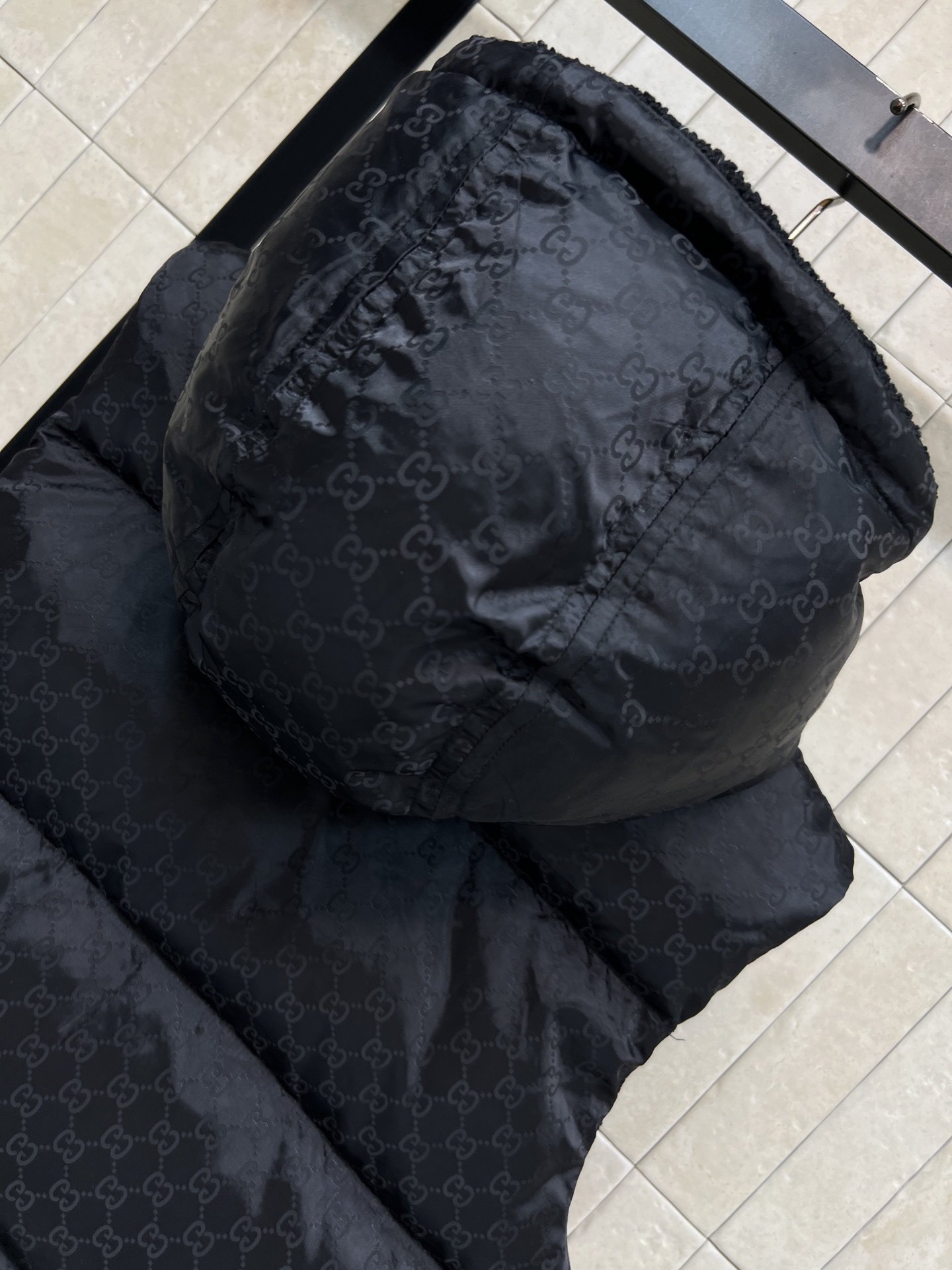 G家 25秋冬新款 连帽摇粒绒双面穿马甲 一面摇粒绒 一面双G提花图案  保暖力满分！加厚设计 秋冬穿超