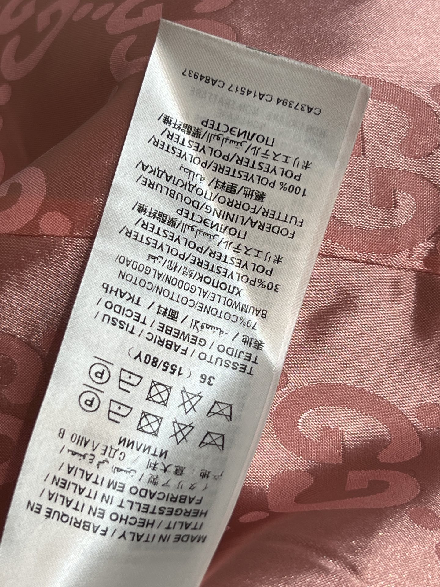 G家 25秋冬新款 灰色短款吊带背心 简约设计+柔软针织面料 穿着超舒适又保暖！方领修饰颈部线条 短款凸