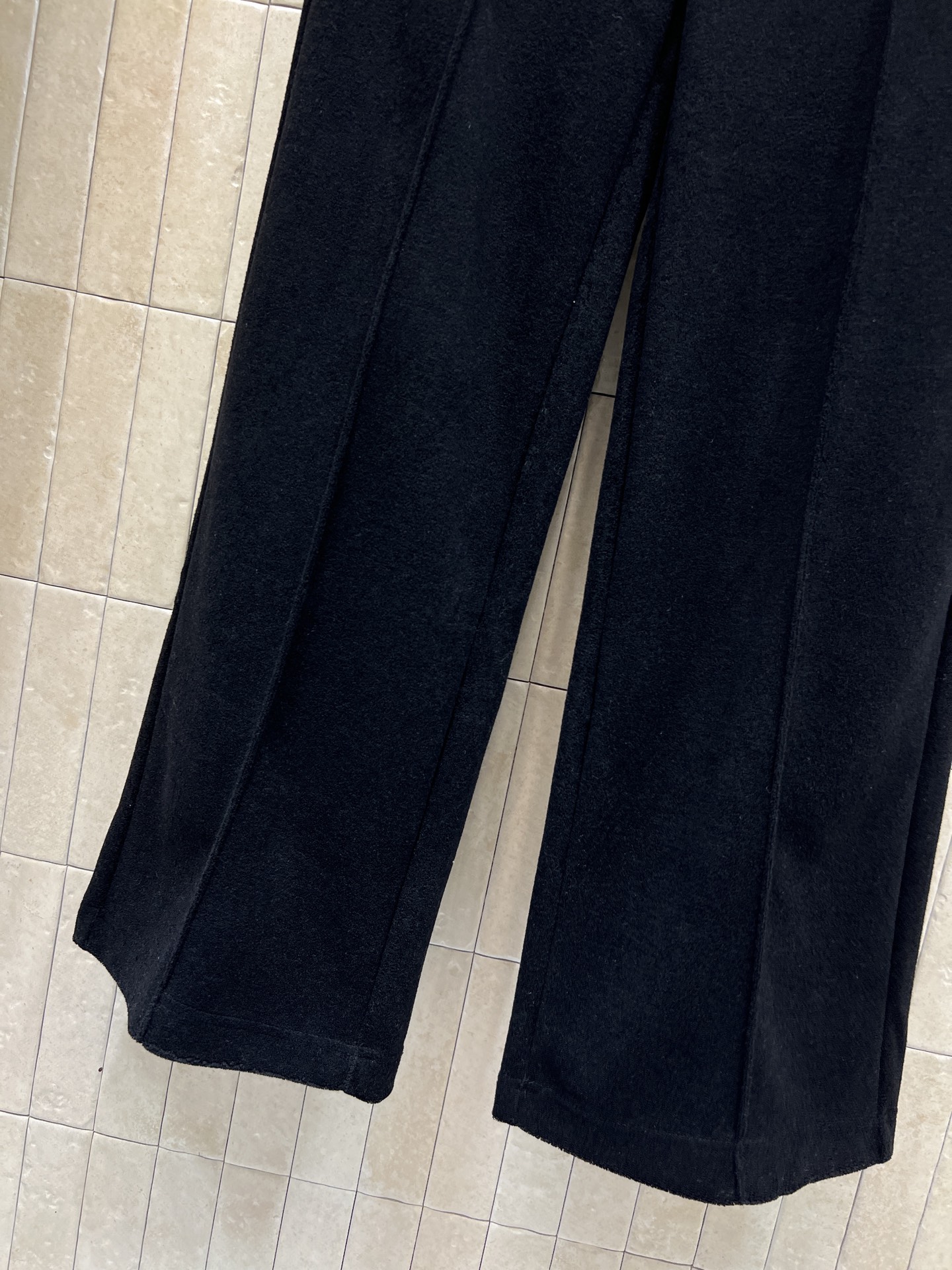 LW家 25秋冬新款 羊羔绒棒球服 柔软又保暖 秋冬穿超合适！经典立领+金色logo徽标纽扣 细节满分 