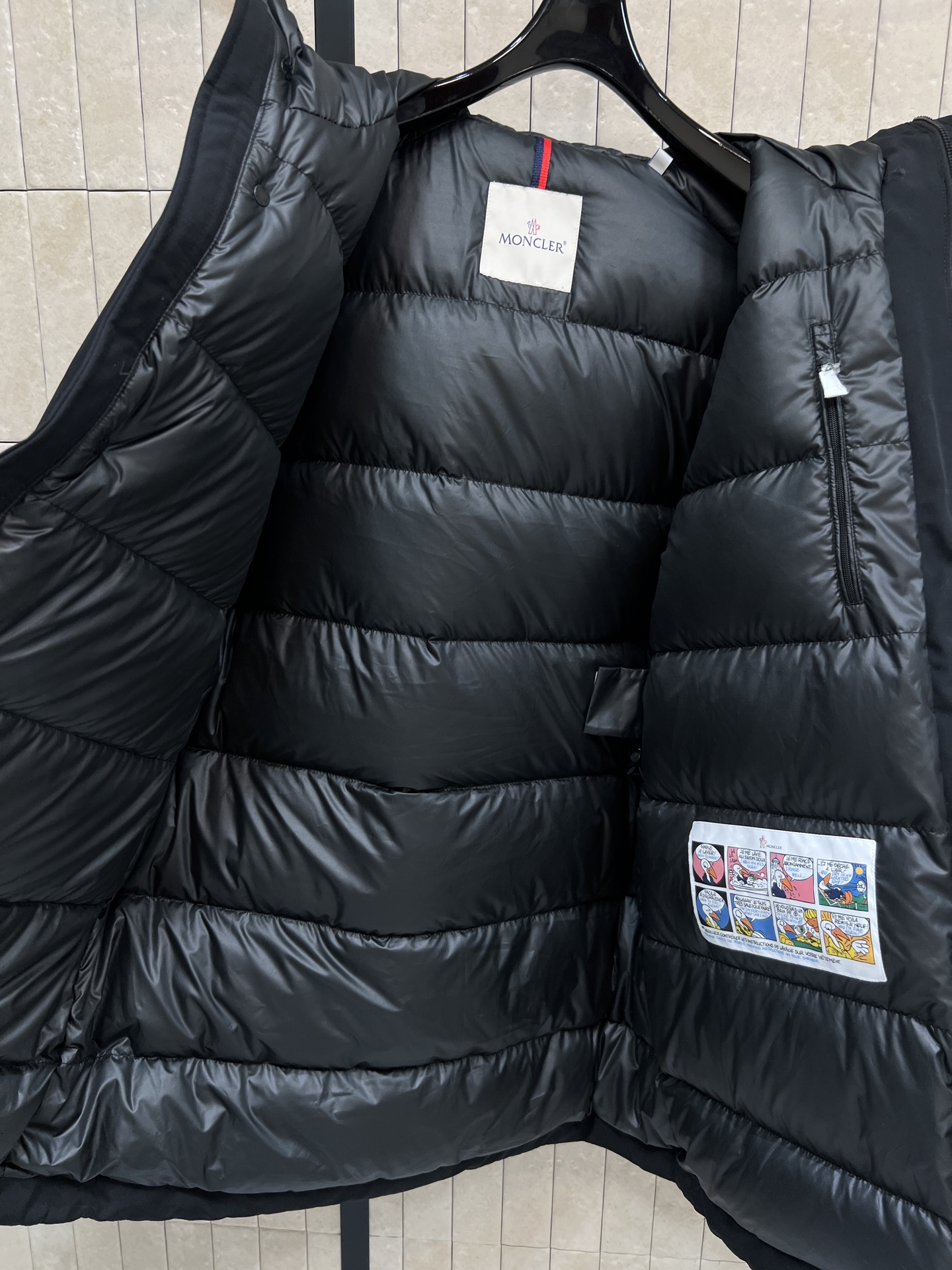 MO家 25秋冬新款 户外派克连帽羽绒服 防水防风还透气 超适合户外活动 内部填充高品质鹅绒 保暖力满分