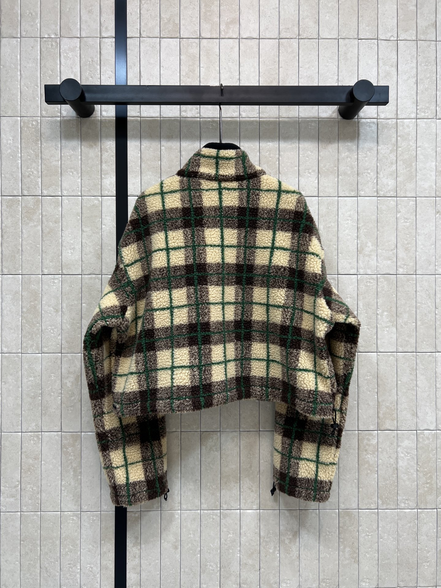 MIU家 25秋冬新款 格纹泰迪绒短款外套 低饱和棕绿米色格纹 复古又温柔 泰迪绒材质超柔软 秋冬穿超暖