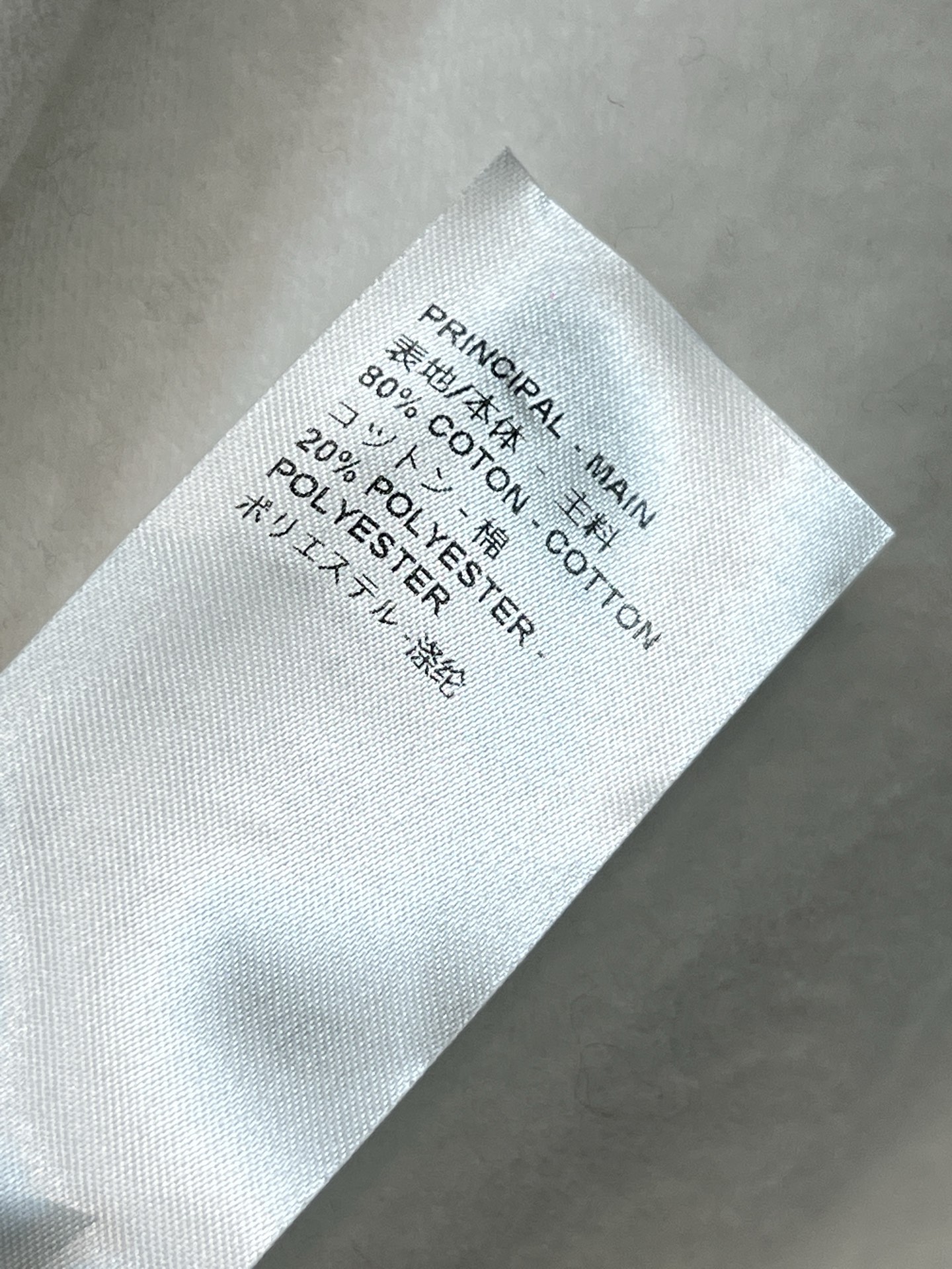 L家 25秋冬新款 老花拼接连帽卫衣 经典老花图案+高品质棉料 柔软又保暖 秋冬穿超舒服！拉链设计方便穿