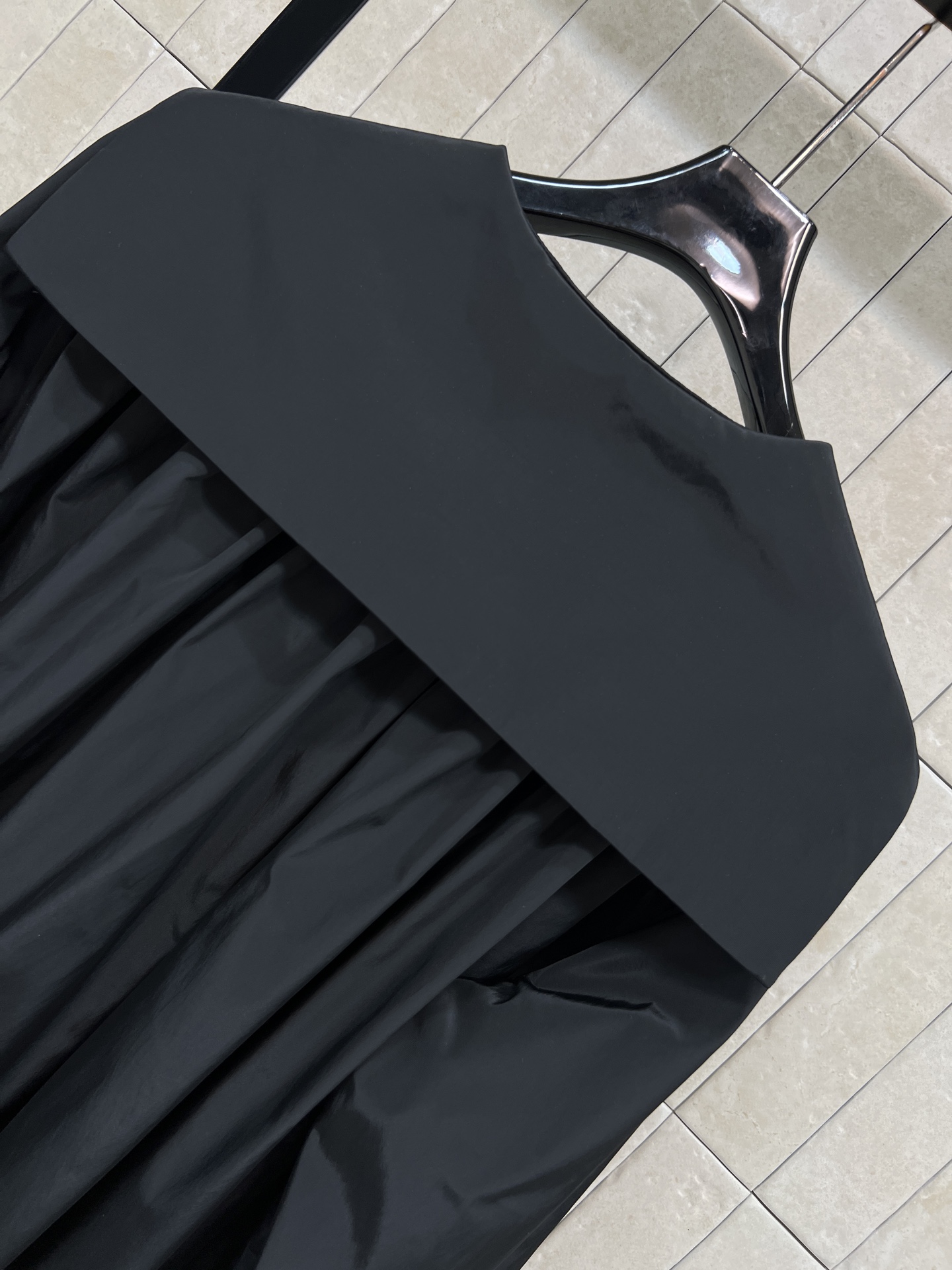 小香家 26早春新款 海军领黑色外套 经典小香风设计 金色双排扣装饰 优雅复古气质满分 袖口和下摆点缀金