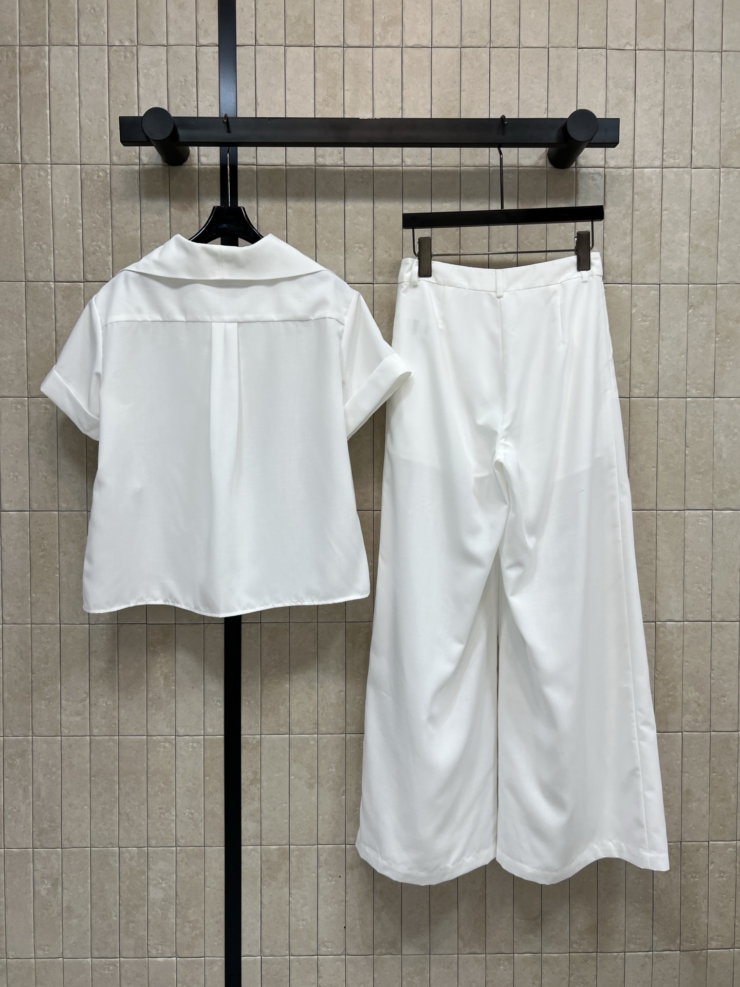 小香家 26春夏新款 亚麻套装 娃娃领短袖衬衫+高腰A字阔腿裤 亚麻材质 垂坠感和透气性都很棒 春夏穿超