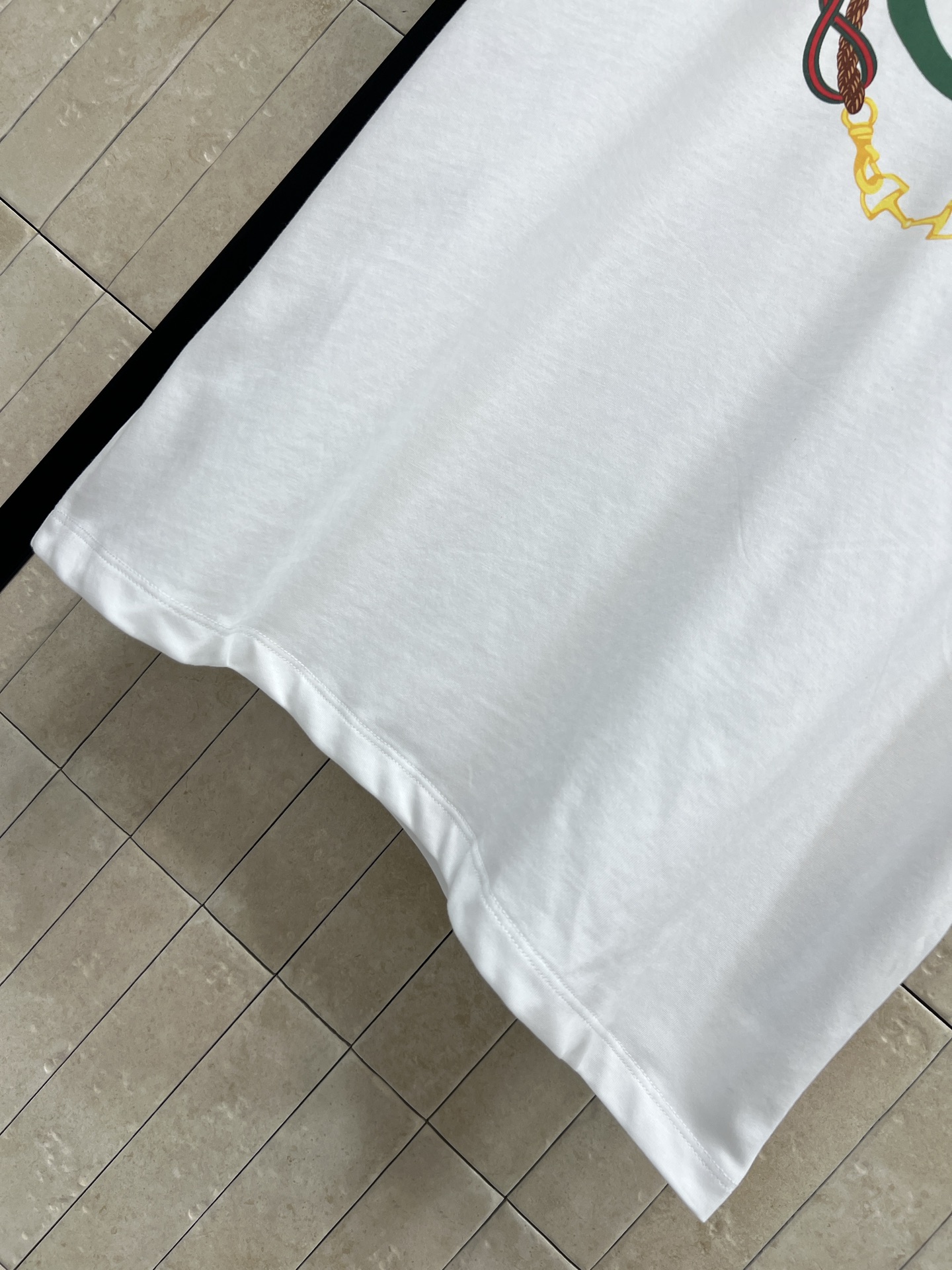 G家 26春夏新款 双G印花短袖T恤 胸前经典双G标志 图案印花 纯棉材质柔软舒适 宽松版型日常穿搭无压