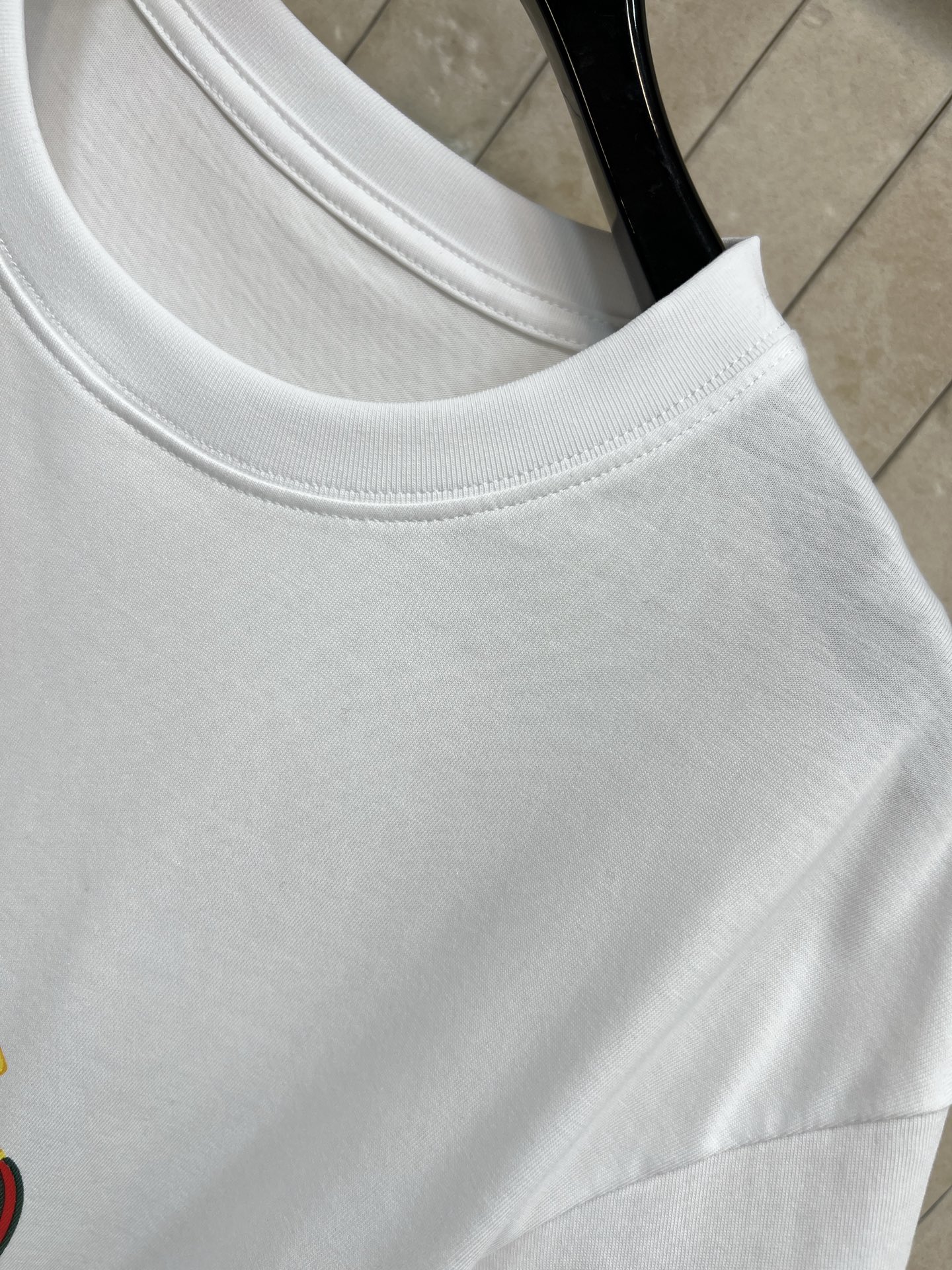 G家 26春夏新款 双G印花短袖T恤 胸前经典双G标志 图案印花 纯棉材质柔软舒适 宽松版型日常穿搭无压