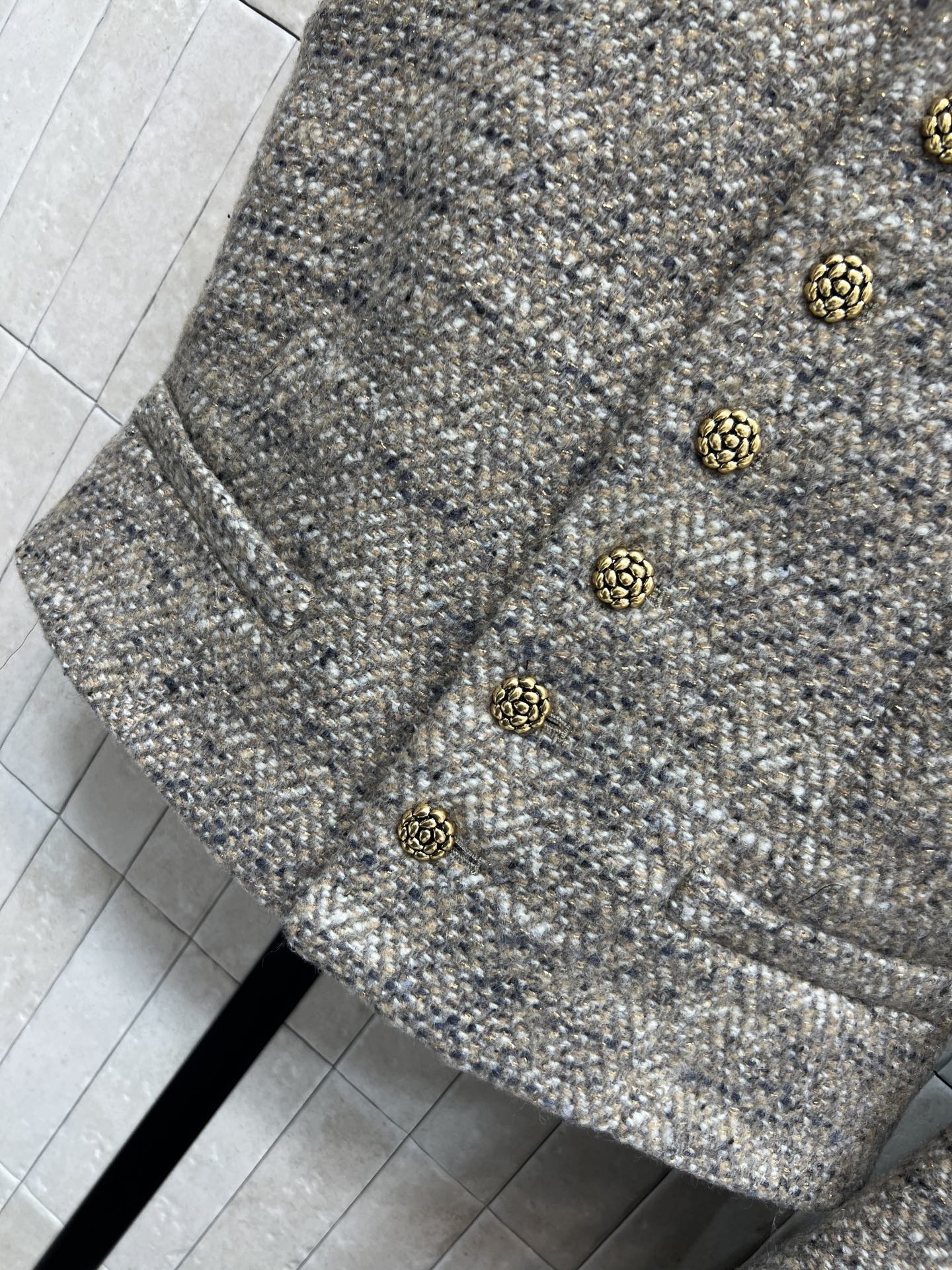 Loro Piana 25秋冬新款 小香风羊毛套装 立领马甲外套+高腰阔腿裤 采用羊毛混纺面料 柔软又保