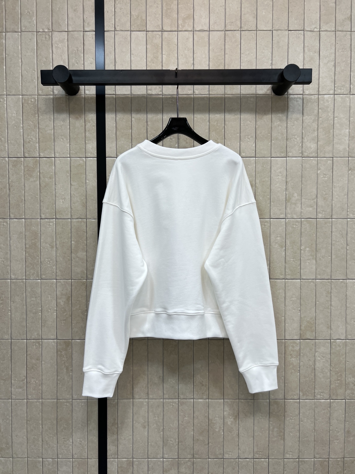 G家 26早春新款 白色印花图案圆领卫衣 基础卫衣版型上身百搭不挑人 遮肉显瘦绝绝子 胸前品牌印花图案点