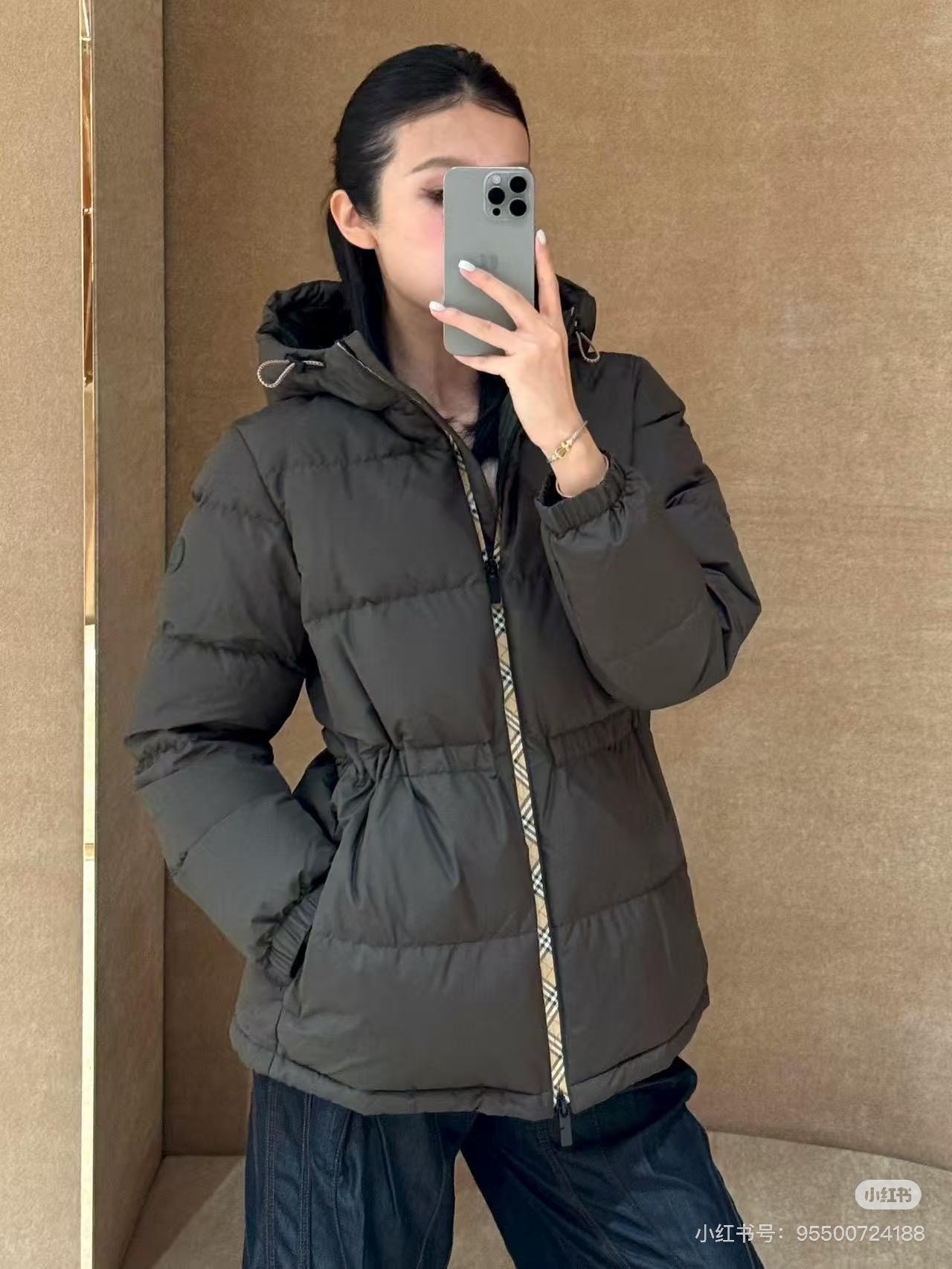 NO:687140,,,19860909,,,Women's clothing