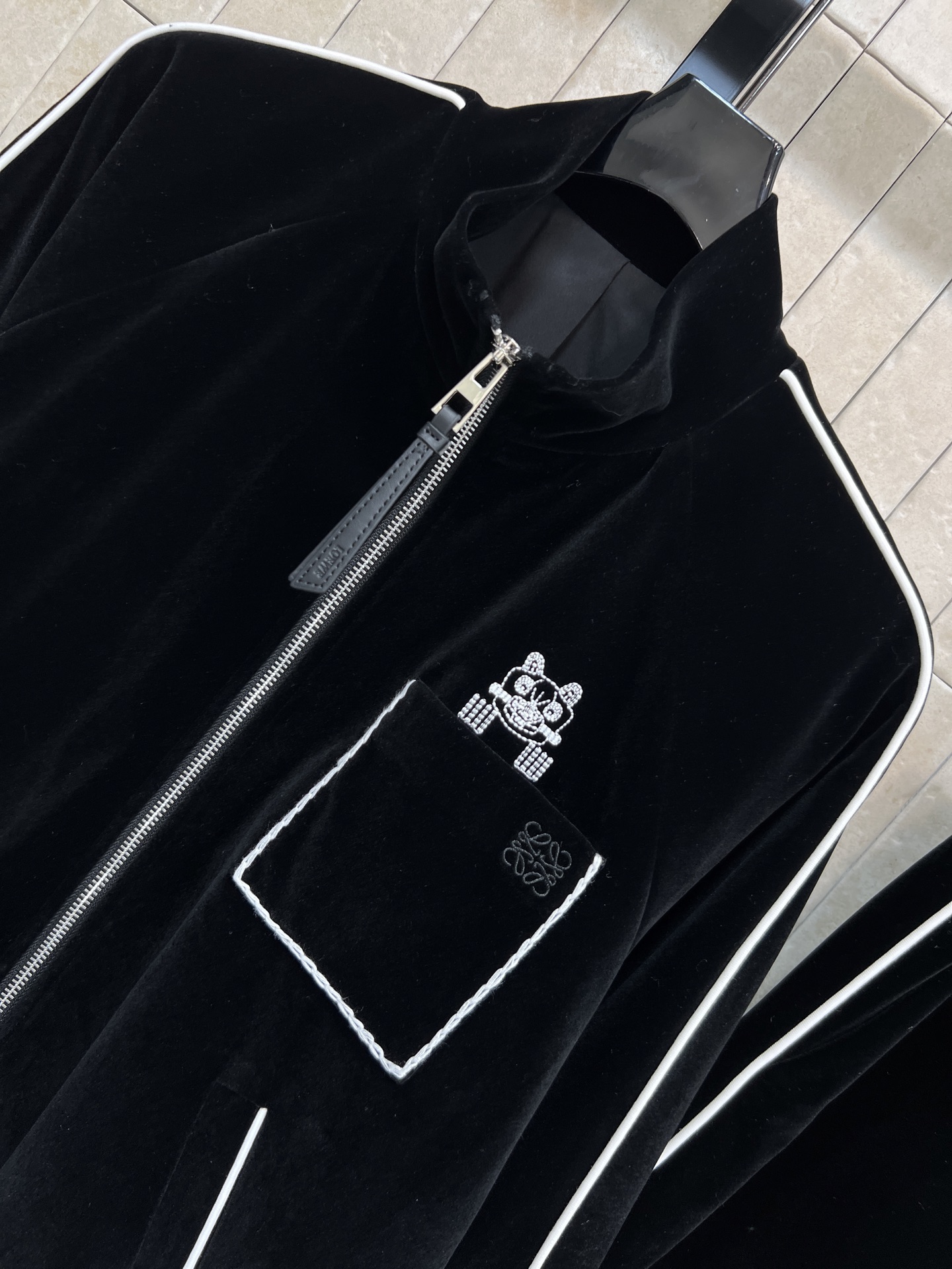 LW家 26早春新款 丝绒套装 立领拉链外套+高腰松紧阔腿裤 一套搭配休闲慵懒超级随性 显高显瘦绝绝子 