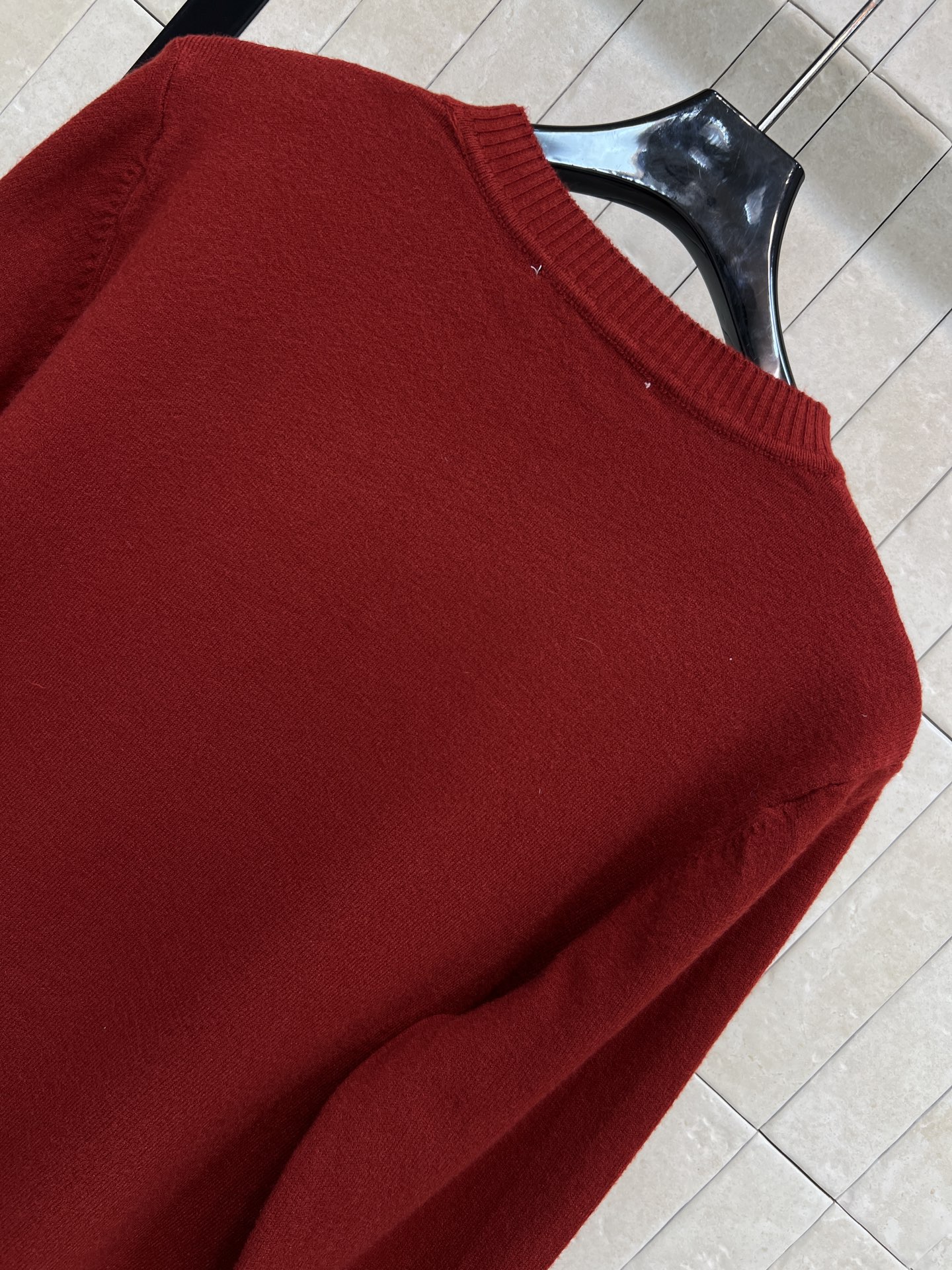 MIU家 26早春新款 羊毛针织logo打底衫 柔软针织面料 舒适又保暖 秋冬穿超合适！ 胸前白色log