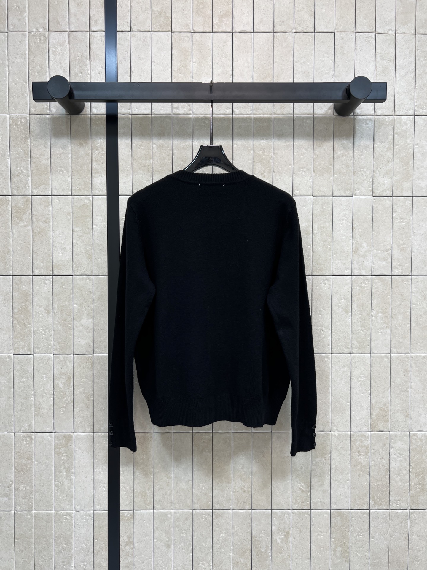 MIU家 26早春新款 羊毛针织logo打底衫 柔软针织面料 舒适又保暖 秋冬穿超合适！ 胸前白色log