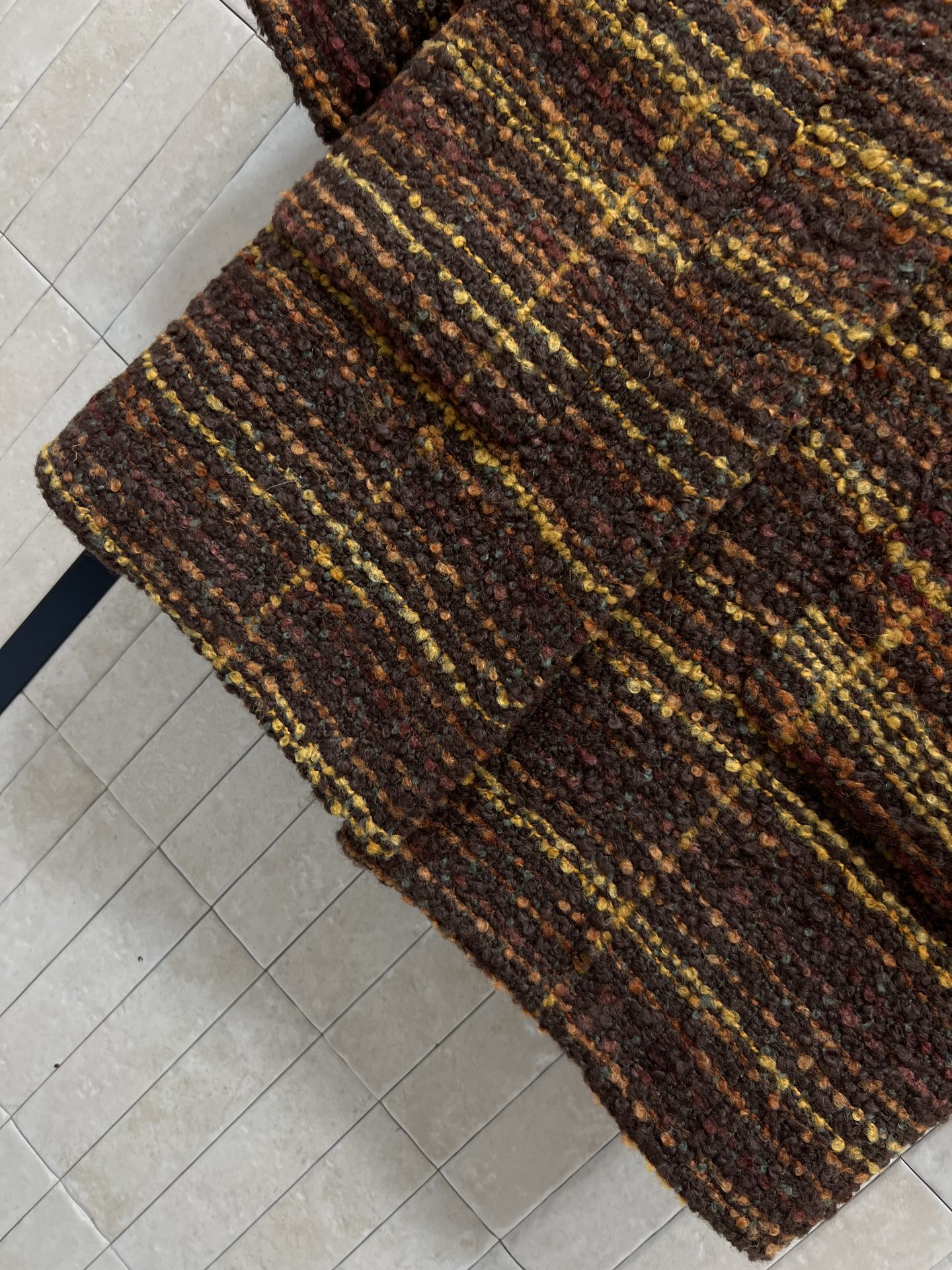 lp🌹家 26早春新款 粗花呢外套 深棕与黄色格纹设计 复古又高级 马海毛与羊毛混纺 柔软保暖 秋冬穿超