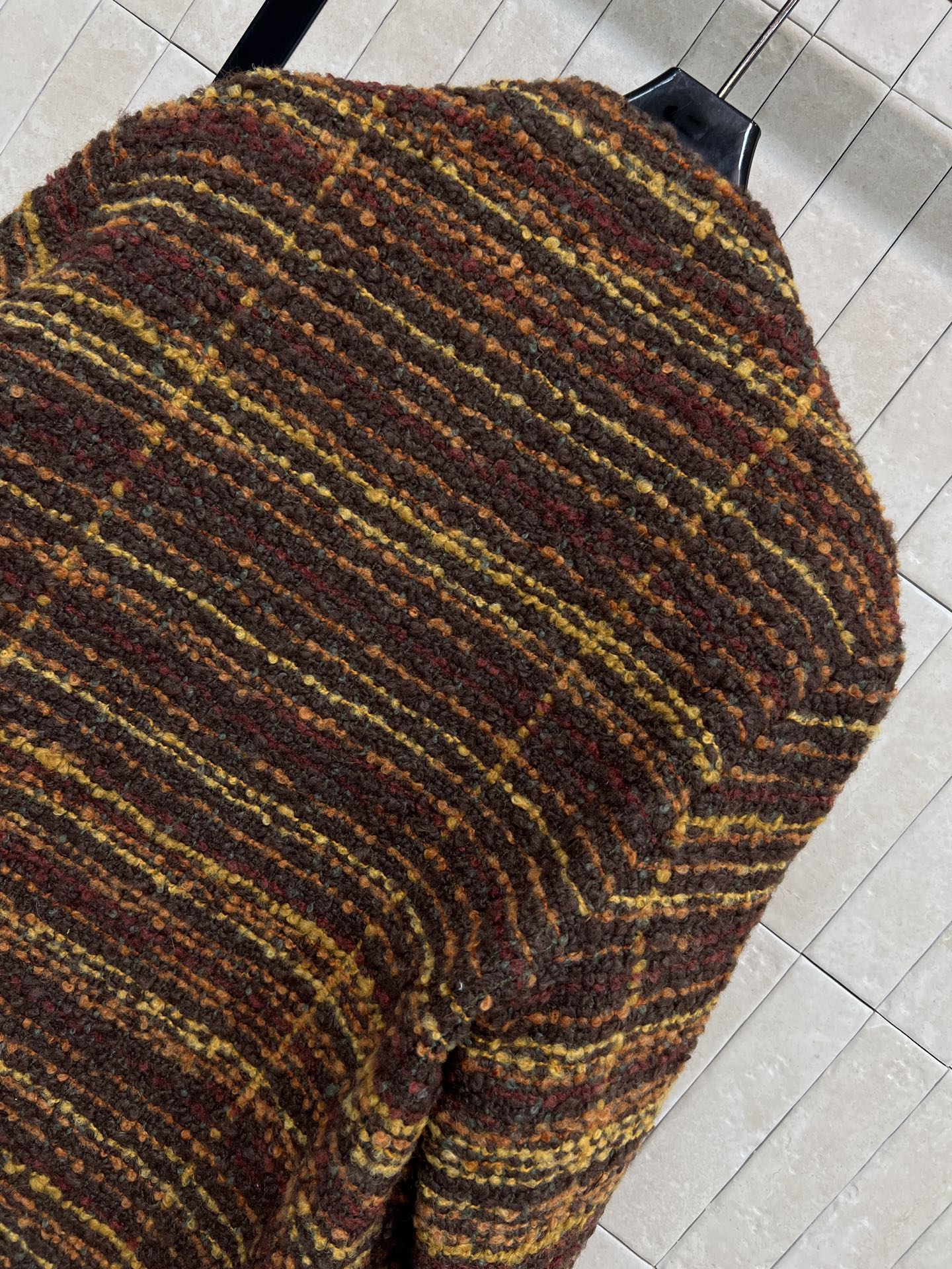 lp🌹家 26早春新款 粗花呢外套 深棕与黄色格纹设计 复古又高级 马海毛与羊毛混纺 柔软保暖 秋冬穿超