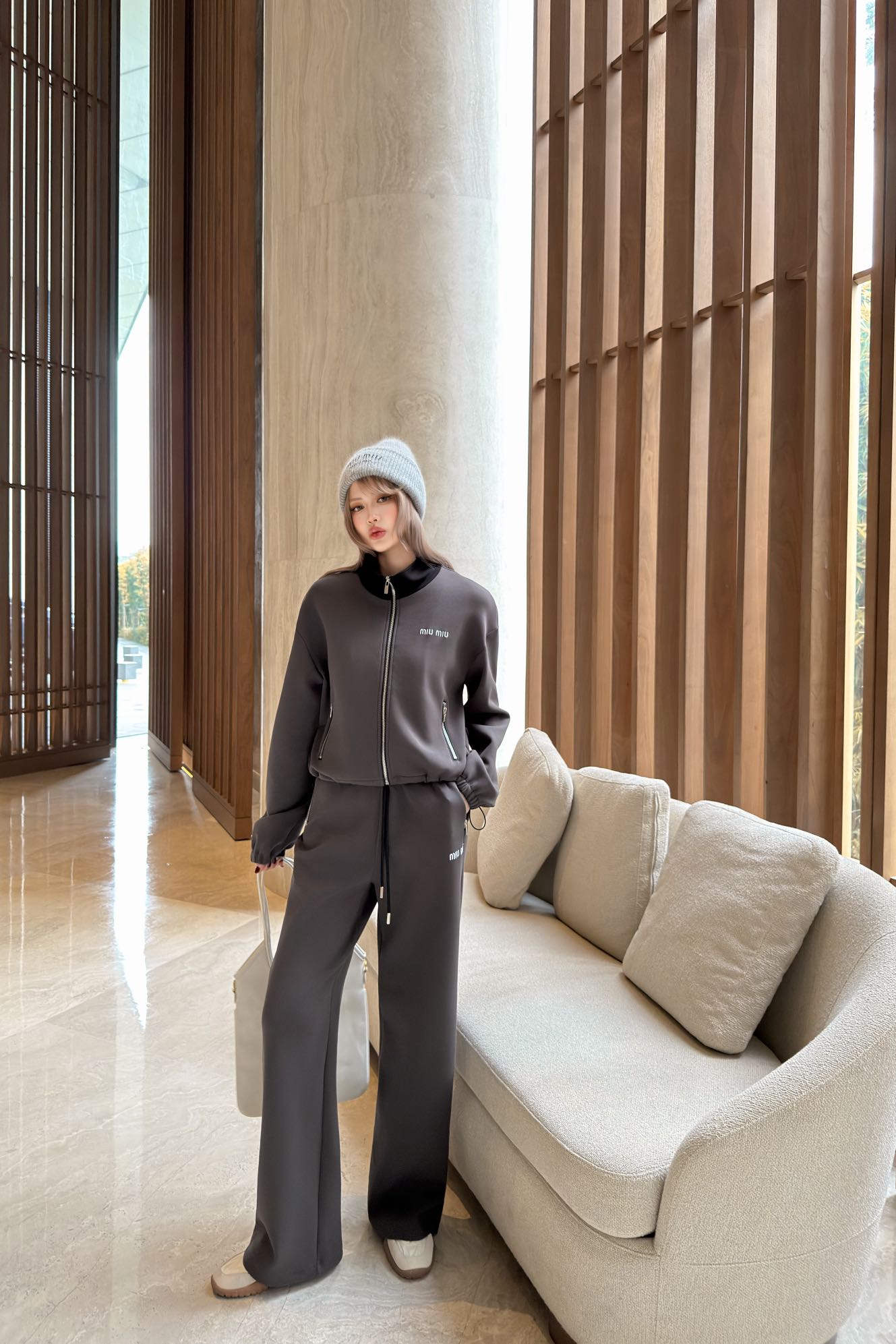 NO:697128,Upper body picture,,19860909上身图,,,Women's clothing