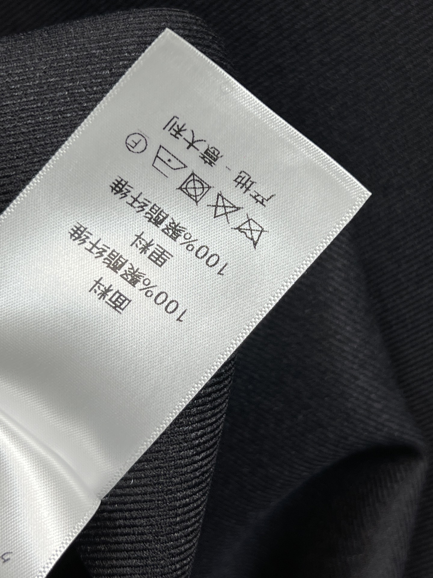 D家 26早春新款 海军风套装 海军领短款外套+高腰短裙 深海军蓝配白色条纹 简约又有细节感 经典海军领