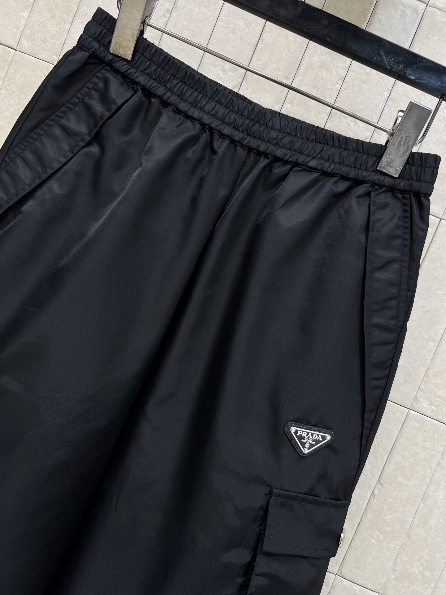 PD家 26春夏新款 多口袋工装裤 轻薄防风面料 透气又舒适 夏天穿超合适！高腰+抽绳设计 松紧可调 适