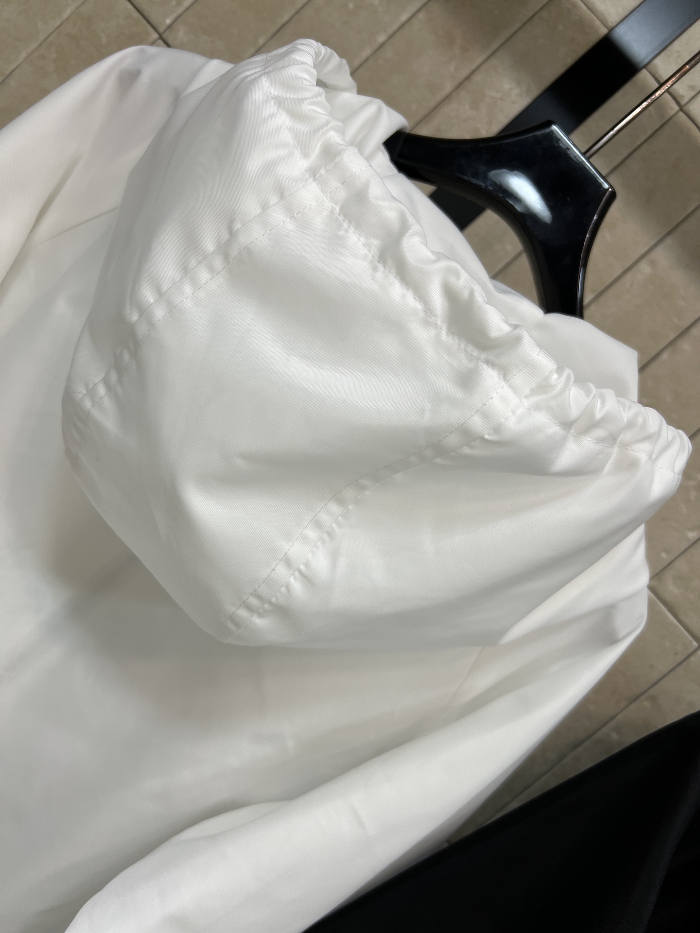 PD家 26春夏新款 连帽短款冲锋衣 轻薄防风面料 春秋穿超合适！连帽+拉链设计 实用又时髦 胸前双口袋