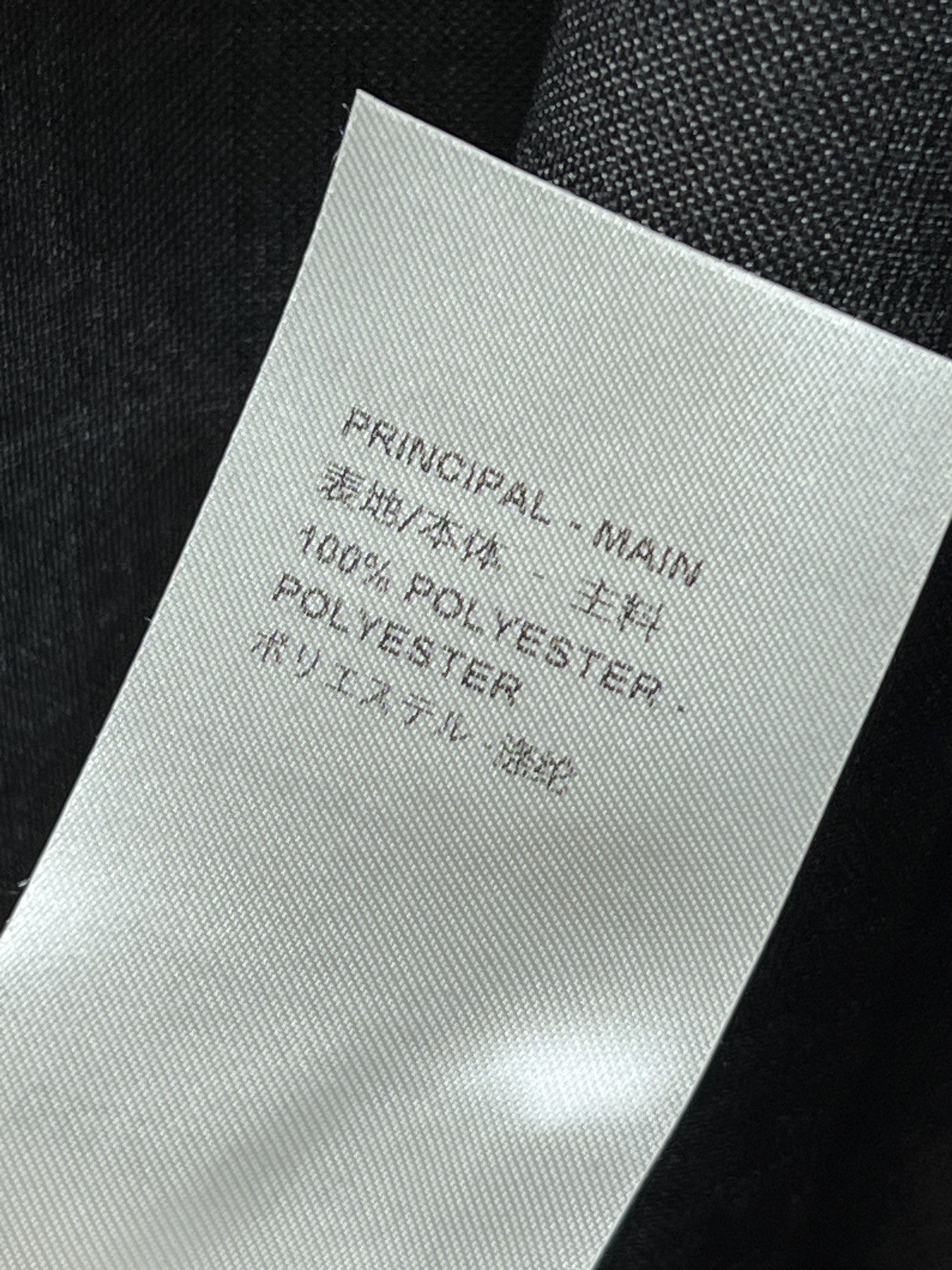 L家 26早春新款 深灰色系带风衣 简约大气 早春穿搭必备！高品质混纺面料 柔软又保暖 立领+腰带设计超