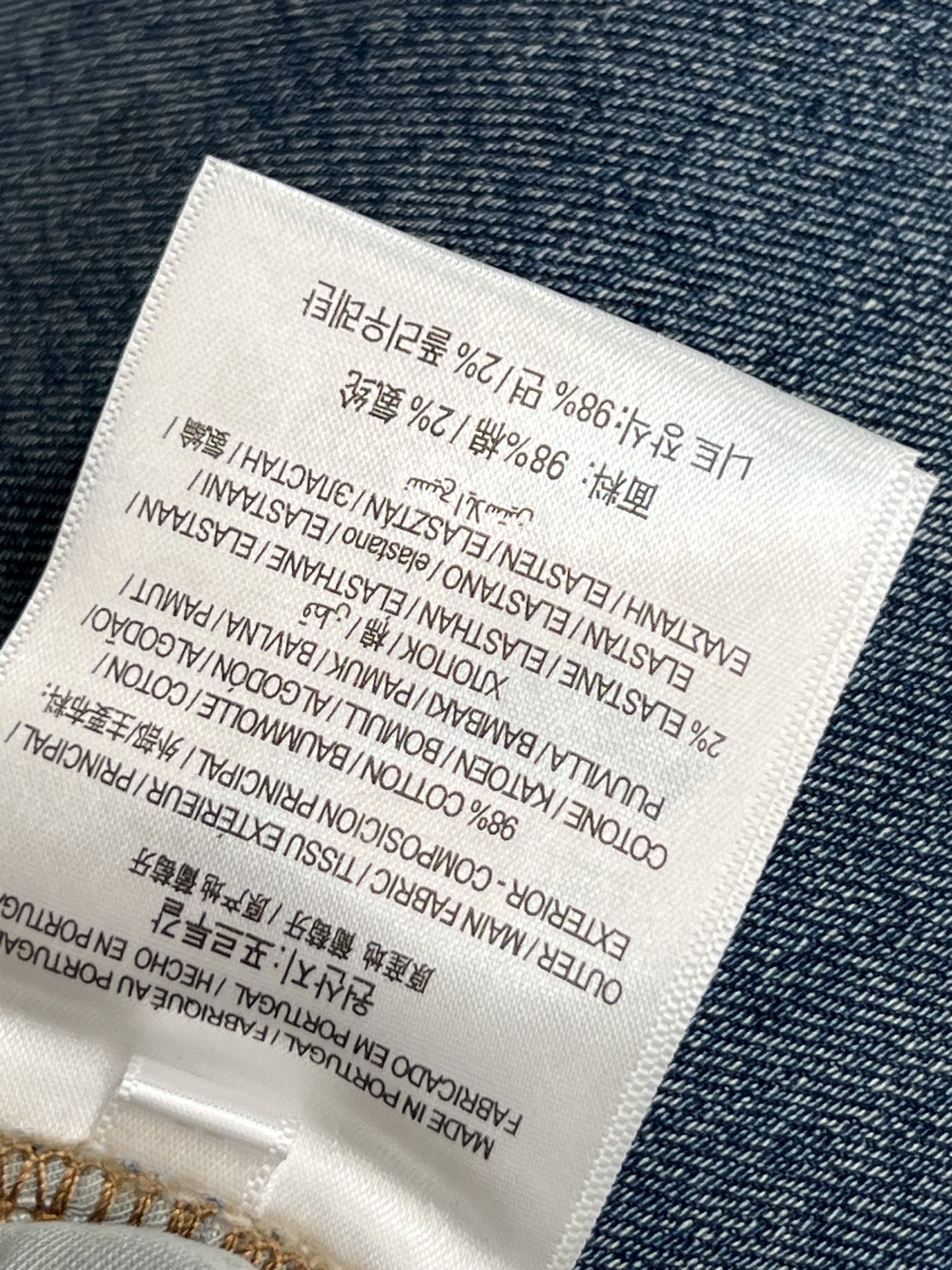 D家 26春夏新款 刺绣logo阔腿牛仔裤 复古酵洗工艺打造的深蓝阔腿牛仔裤 经典五袋设计+高腰剪裁 宽