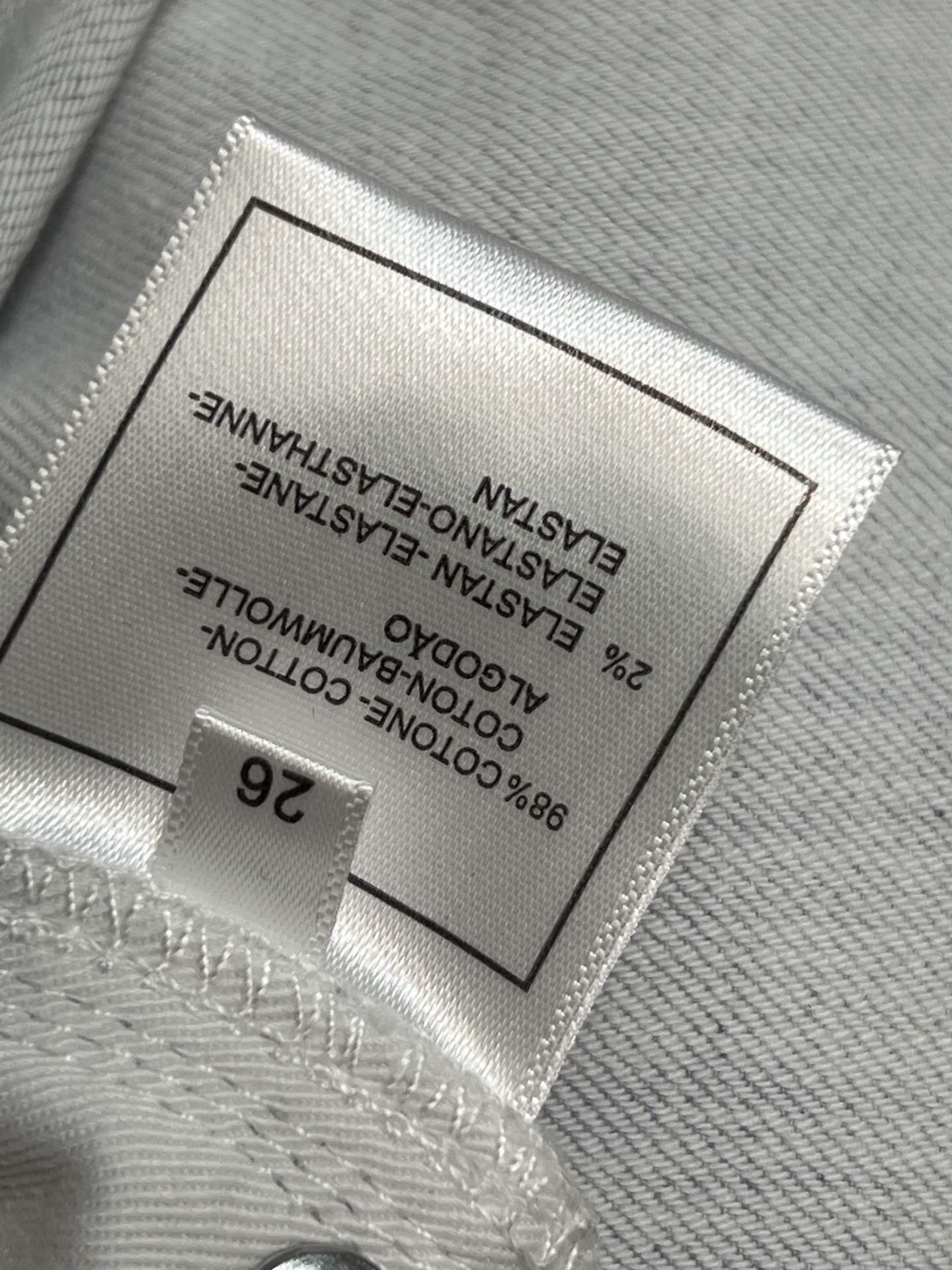 26春夏新款 浅蓝色直筒牛仔裤 春夏穿超舒服！高腰直筒设计修饰腿型 显瘦显高 梨形身材或小个子女生都很友