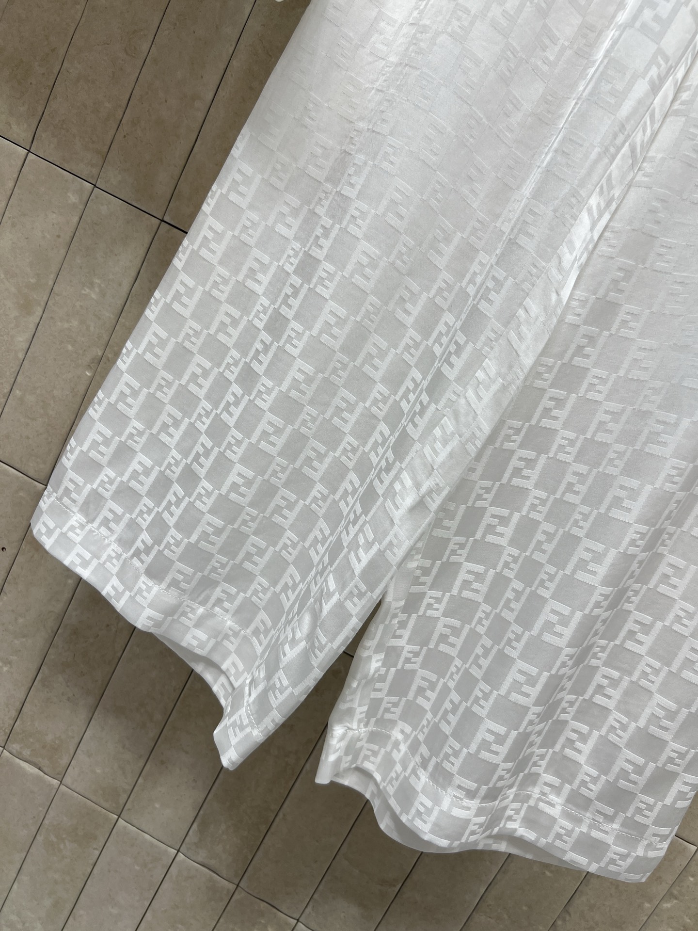 FD家 26春夏新款 FF提花衬衫+休闲裤套装 简约又有细节感 轻薄透气 春夏穿超舒服！FF纹理低调有层