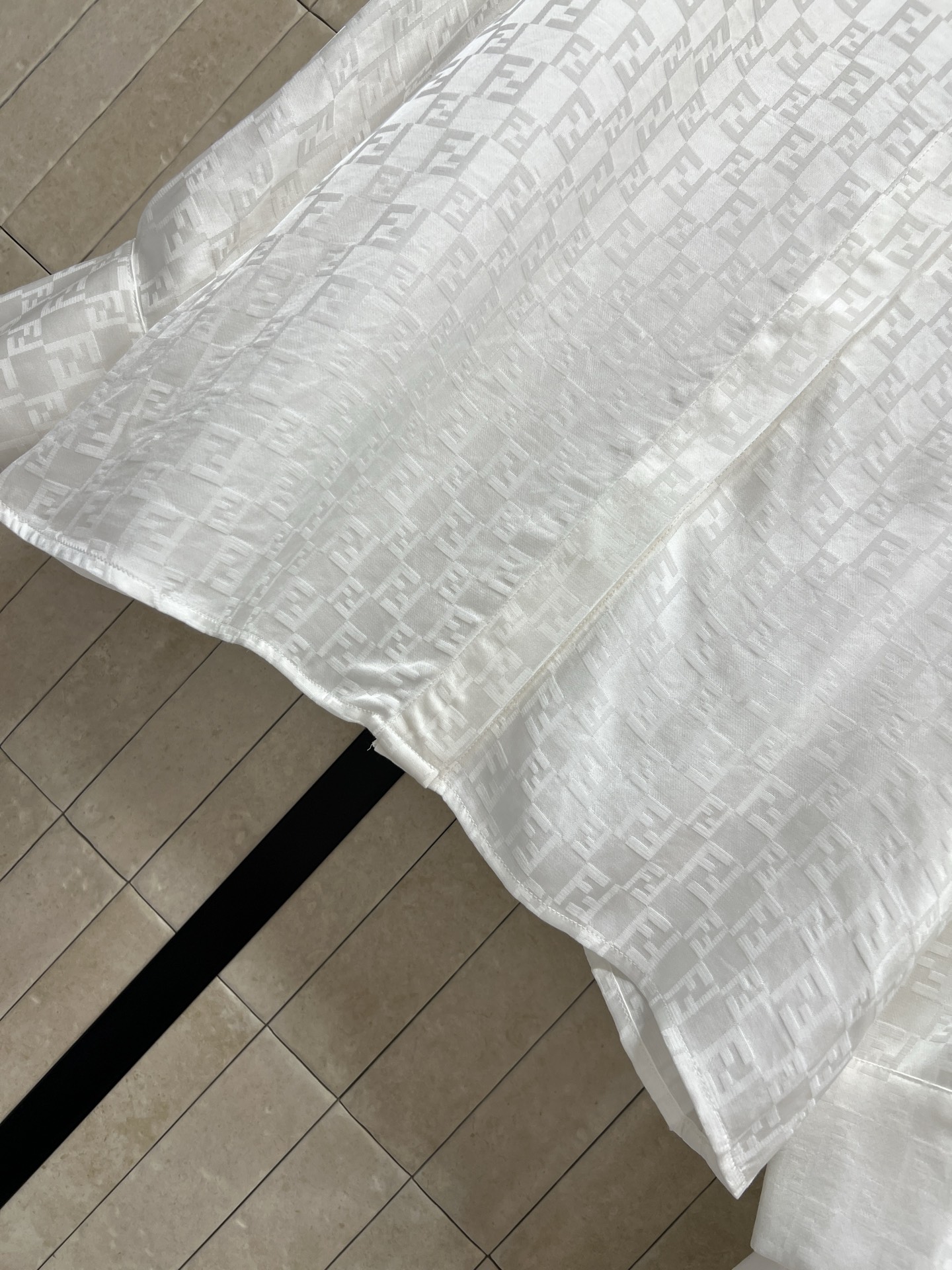 FD家 26春夏新款 FF提花衬衫+休闲裤套装 简约又有细节感 轻薄透气 春夏穿超舒服！FF纹理低调有层