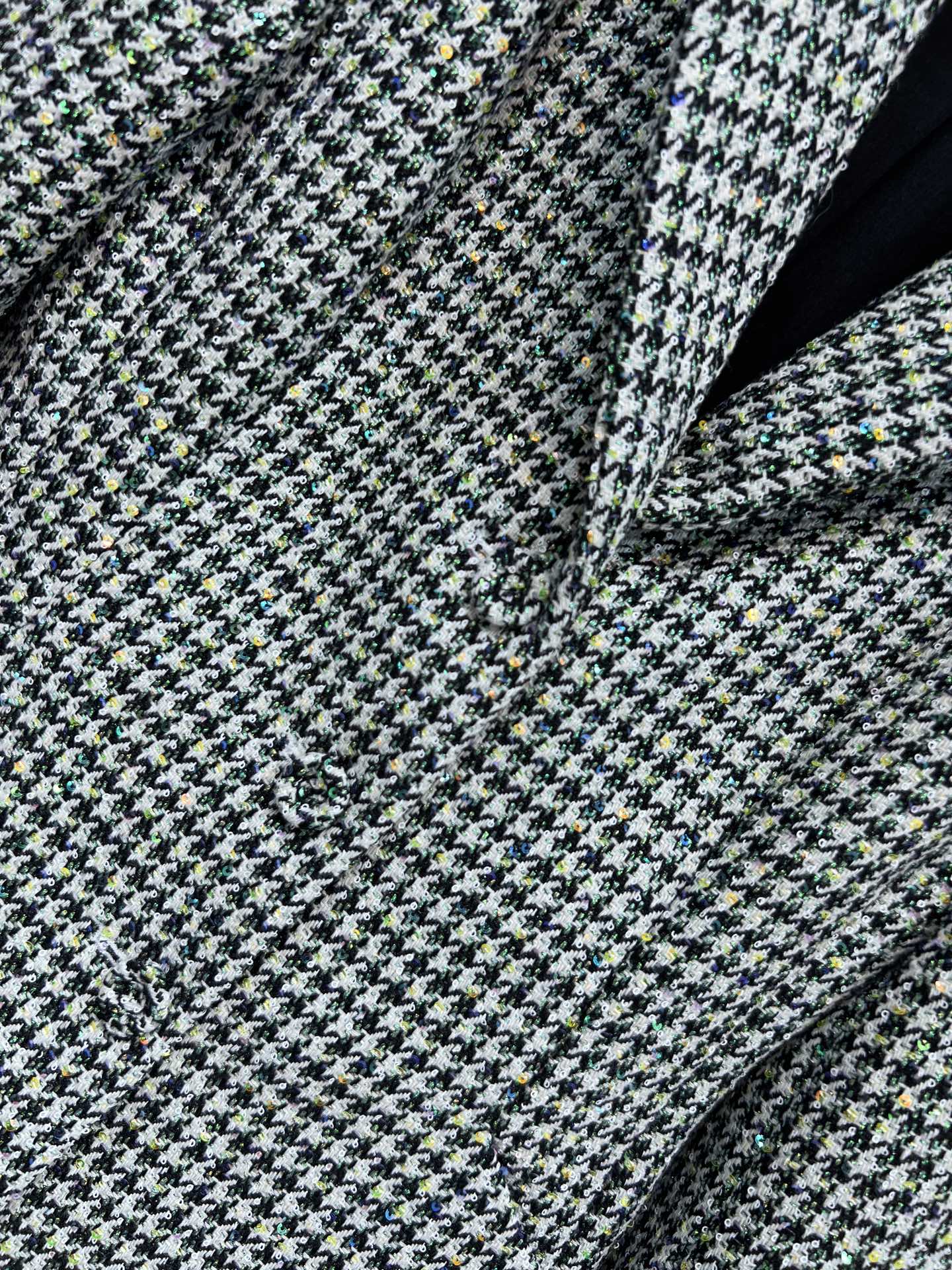 26春夏新款 绿色千鸟格羊毛西装外套 经典千鸟格粗花呢编织 羊毛呢材质 英伦复古风满满 粗花呢面料质感高