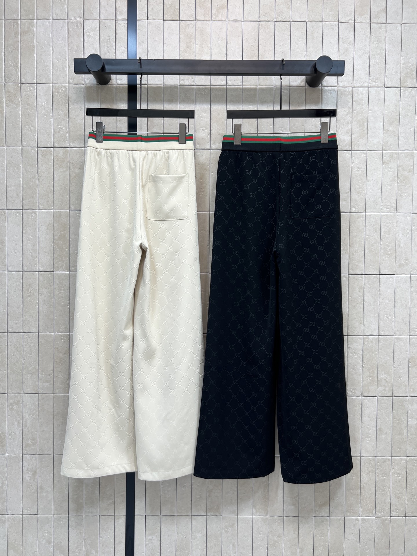 G家 26春夏新款 GG提花阔腿裤 采用精致提花工艺 低调花纹超有质感！高腰松紧设计 舒适又显腿长 宽松