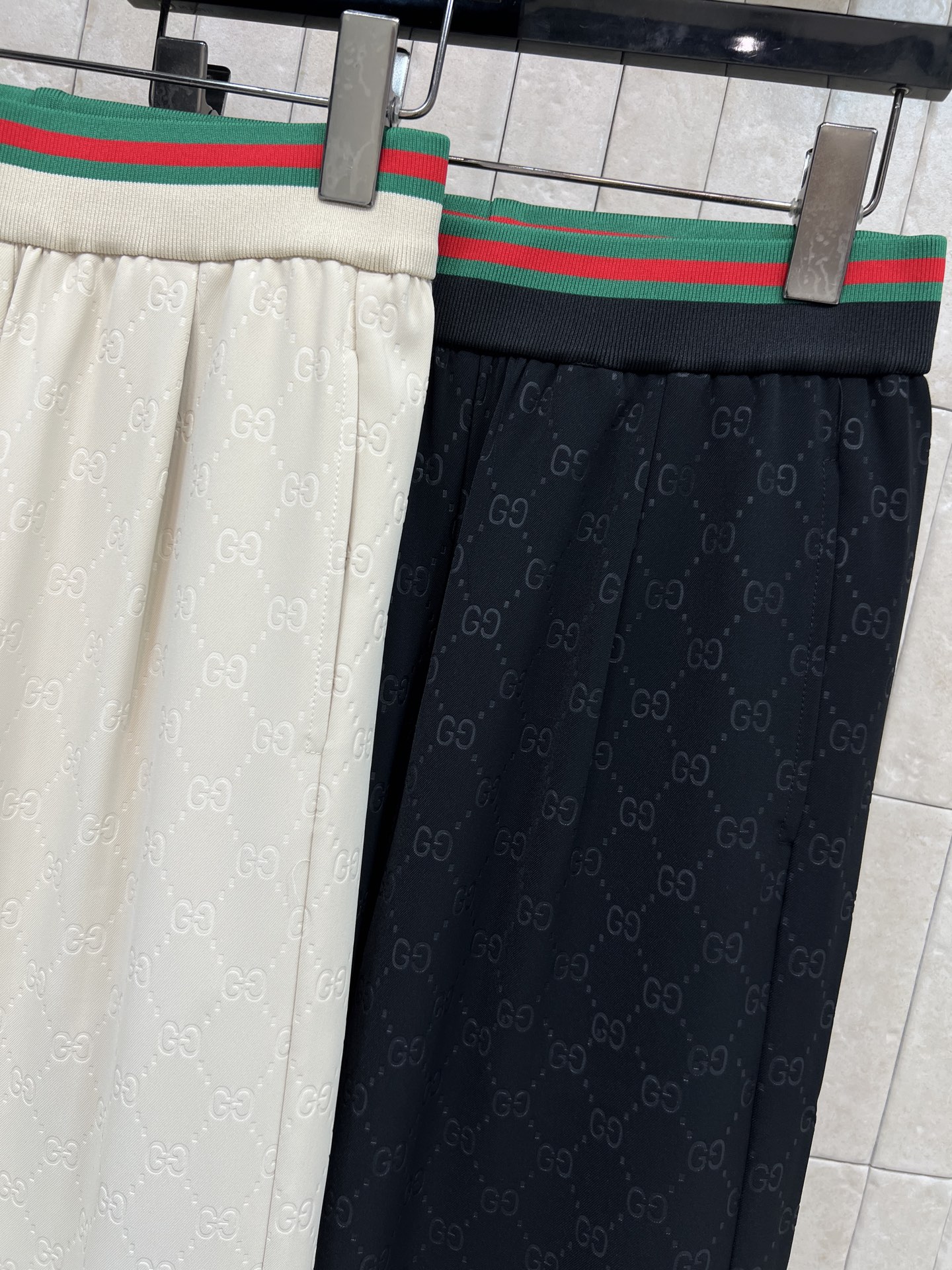 G家 26春夏新款 GG提花阔腿裤 采用精致提花工艺 低调花纹超有质感！高腰松紧设计 舒适又显腿长 宽松