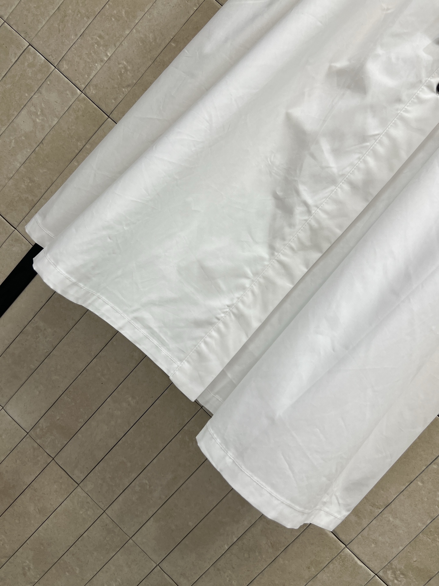 D家 26春夏新款 白色衬衫连衣裙 经典衬衫式设计，长款剪裁+同色腰带 轻松调节腰线 优雅又实用 纯棉材