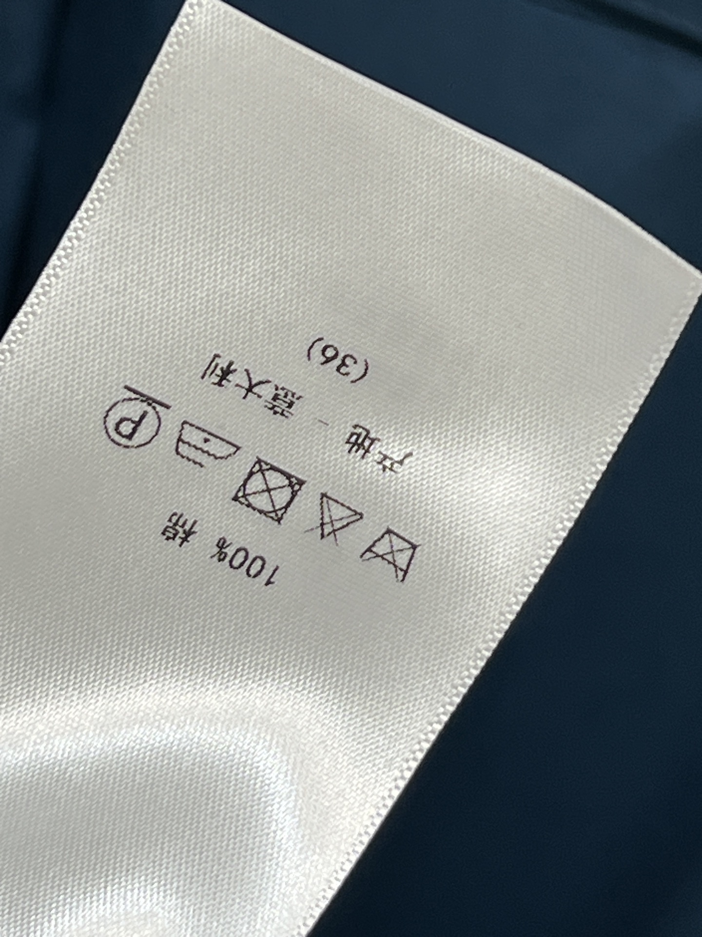 D家 26早春新款 小立领短袖衬衫连衣裙 深蓝色调+蝴蝶结腰带 优雅复古气质满分 高品质面料 剪裁精致 