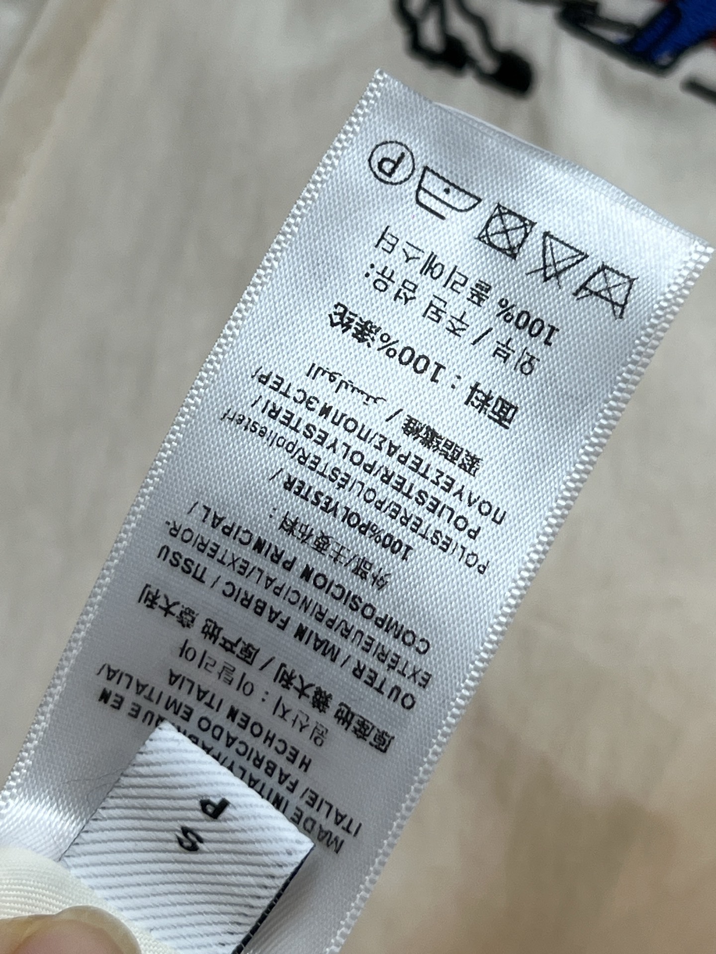 BUR家 26春夏新款 格纹连帽外套 米白色防风面料 轻盈舒适 防泼水处理超实用！胸前马术骑士刺绣+可拆