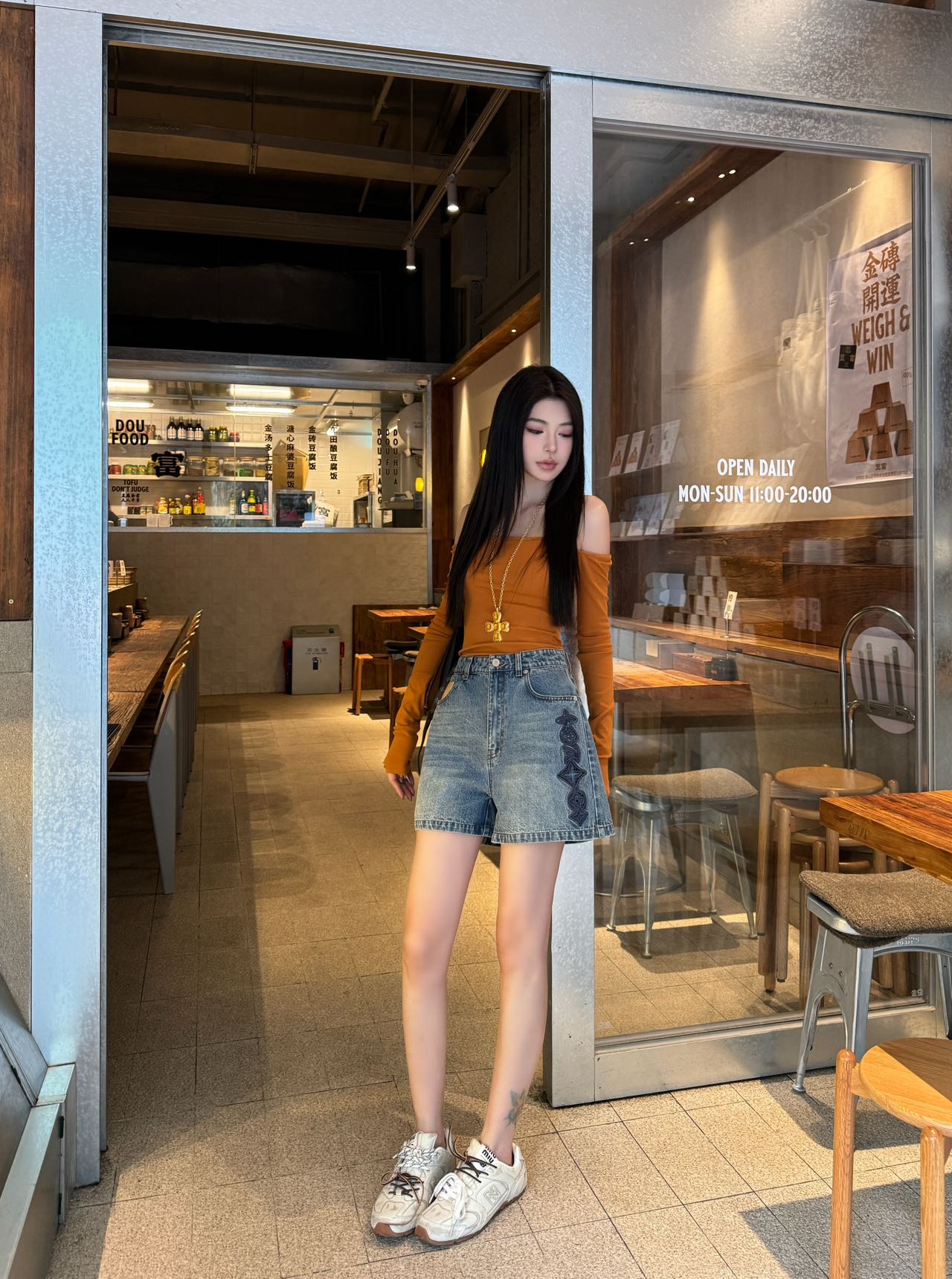 NO:750711,One set has,,19860909一套有,,,Women's clothing