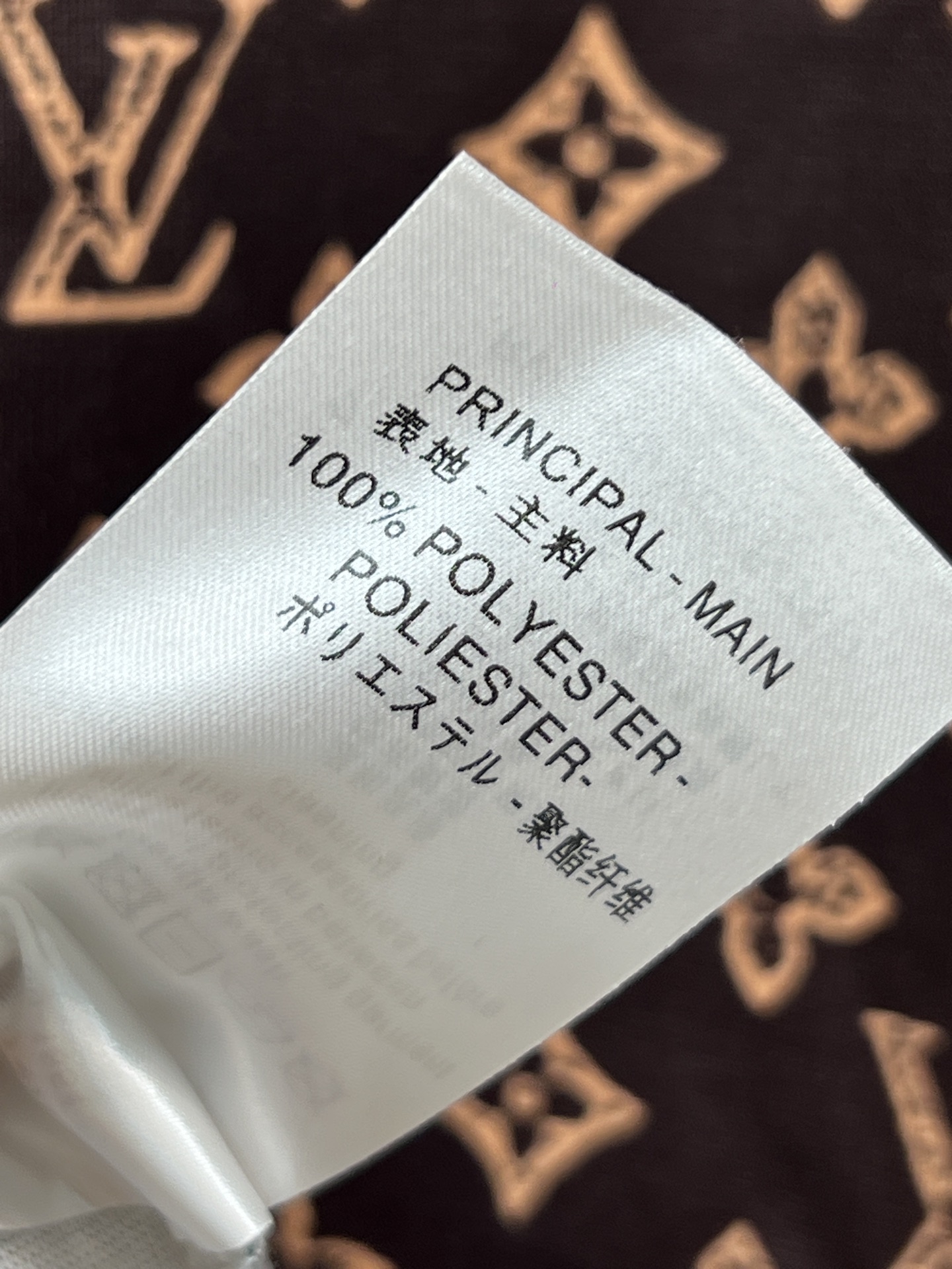 L家 26春夏新款 老花印花休闲运动套装 圆领短袖+高腰短裤 经典Monogram提花设计简约又奢华质感