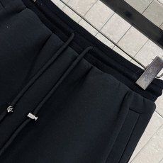 PD家 26春夏新款 休闲运动卫衣套装 连帽拉链卫衣外套+松紧短裙 棉质面料柔软舒适 春秋季节穿着超合适 PD家 26春夏新款 休闲运动卫衣套装 连帽拉链卫衣外套+松紧短裙 棉质面料柔软舒适 春秋季节穿着超合适