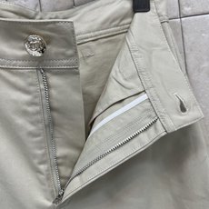 小香家 26春夏新款 米白色高腰阔腿裤柔软亲肤又透气 春秋季节穿着超舒适!高腰+宽松直筒设计 后面多口袋 小香家 26春夏新款 米白色高腰阔腿裤柔软亲肤又透气 春秋季节穿着超舒适!高腰+宽松直筒设计 后面多口袋
