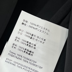 PD家 26春夏新款 黑色短款飞行夹克 采用轻薄尼龙面料 超薄透气 春秋季节穿着超舒适!拉链短款剪裁 双 PD家 26春夏新款 黑色短款飞行夹克 采用轻薄尼龙面料 超薄透气 春秋季节穿着超舒适!拉链短款剪裁 双