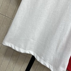 CD家 26春夏新款 正肩短袖T恤 采用纯棉面料 透气又舒适 夏天穿超合适!正肩剪裁修饰肩部线条 显瘦又 CD家 26春夏新款 正肩短袖T恤 采用纯棉面料 透气又舒适 夏天穿超合适!正肩剪裁修饰肩部线条 显瘦又