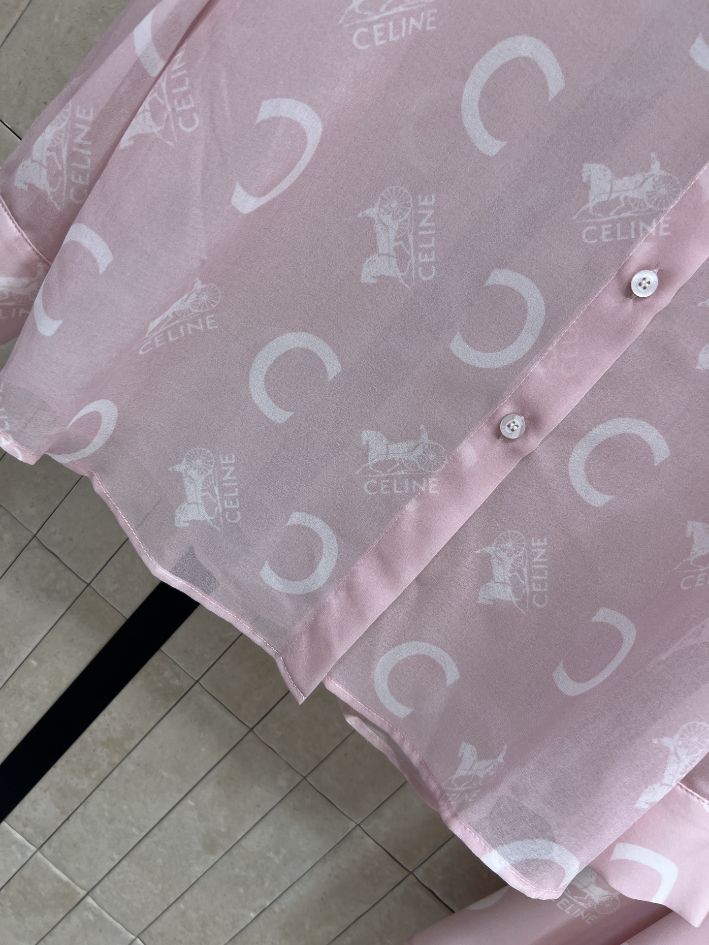 CE家 26春夏新款 印花衬衫套装 翻领长袖衬衫+高腰大摆半裙 垂顺面料 防晒透气又轻盈 宽松衬衫慵懒藏