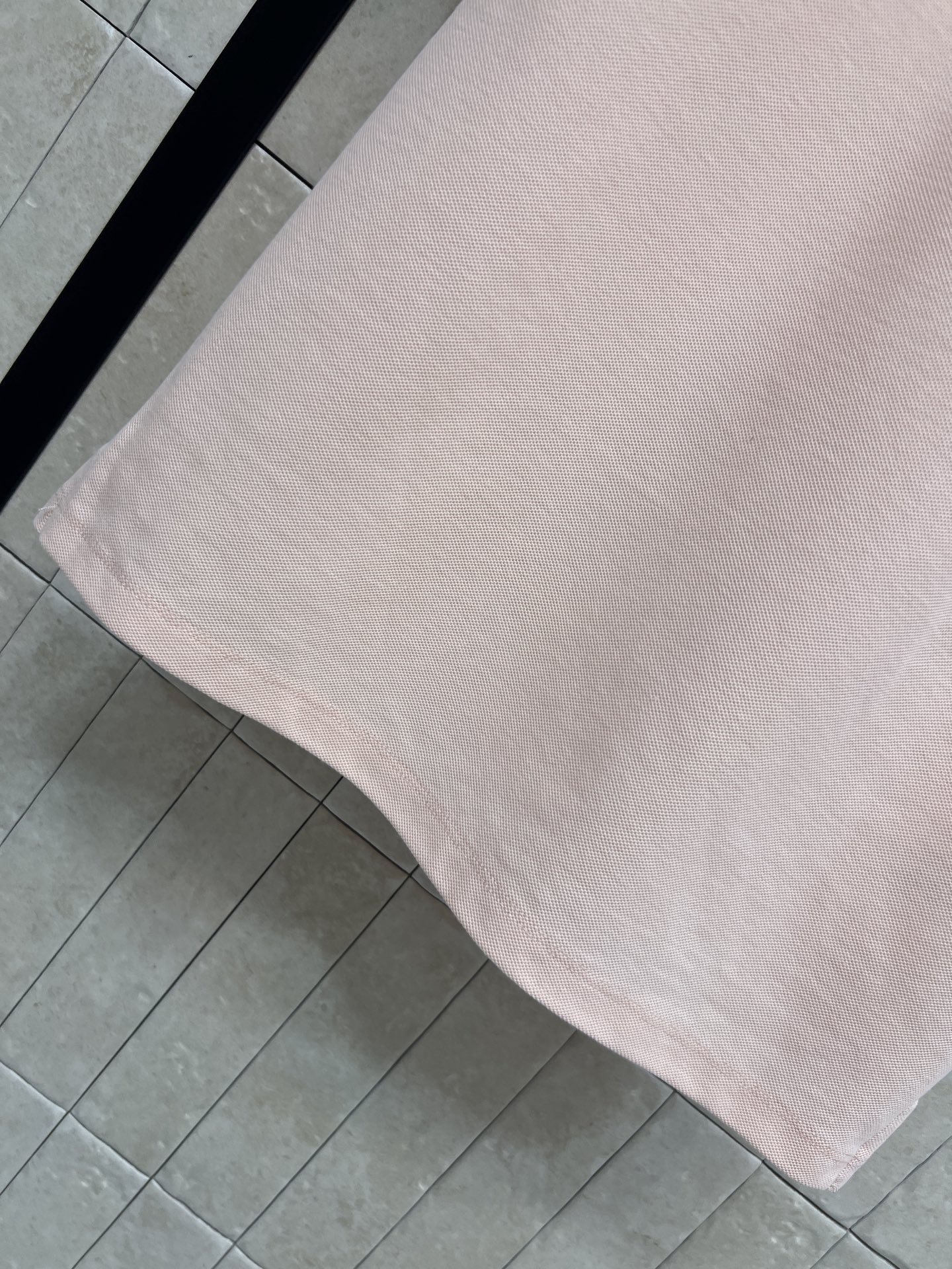 D家 26春夏新款 刺绣短袖T恤 采用纯棉面料 柔软透气 经典翻领+胸前品牌刺绣 低调又有辨识度 版型宽