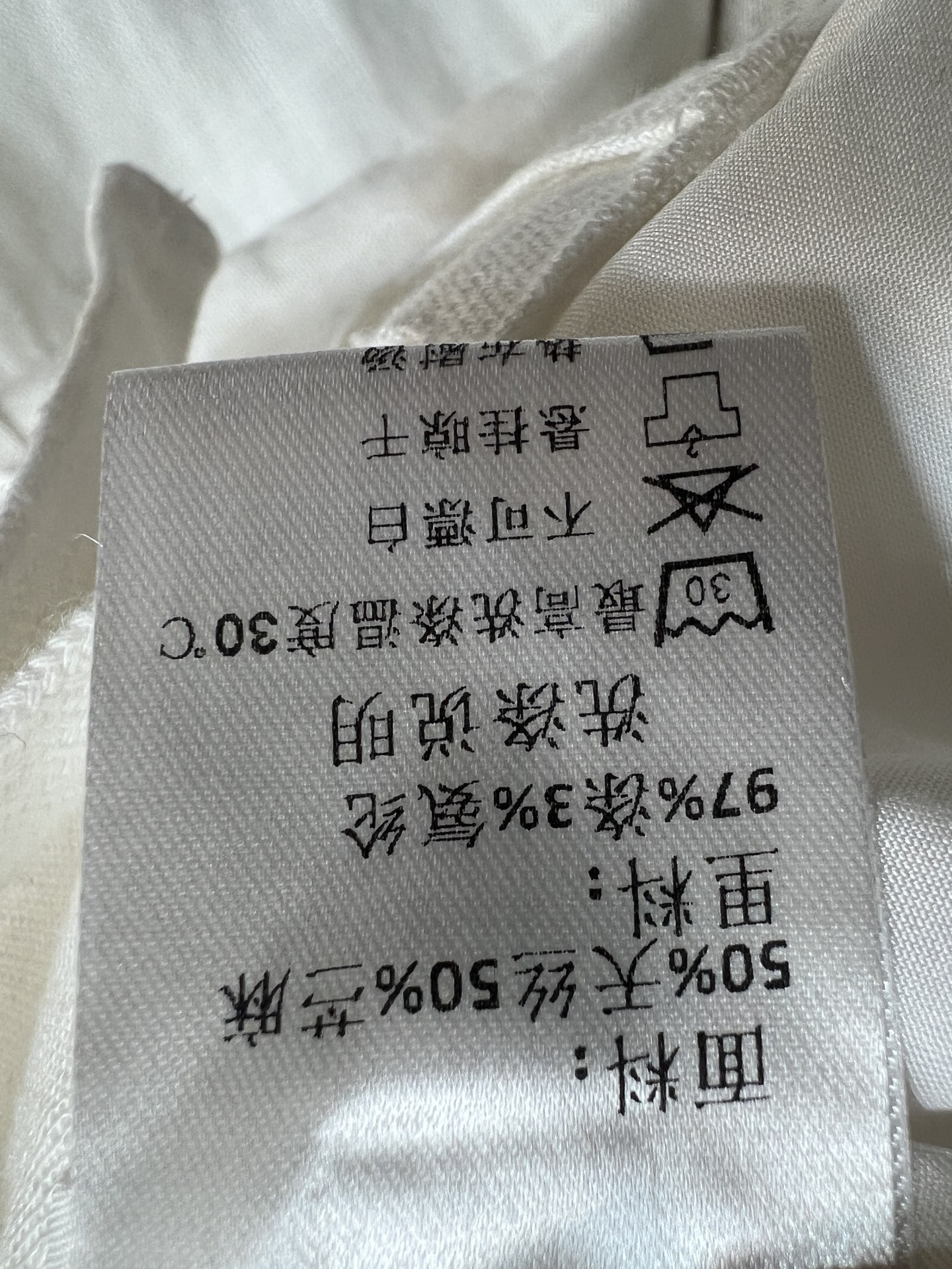 26春夏新款 工装阔腿裤 含亚麻面料 透气凉感不闷汗 高腰抽绳腰头 松紧适配不勒腰 立体多口袋工装设计 